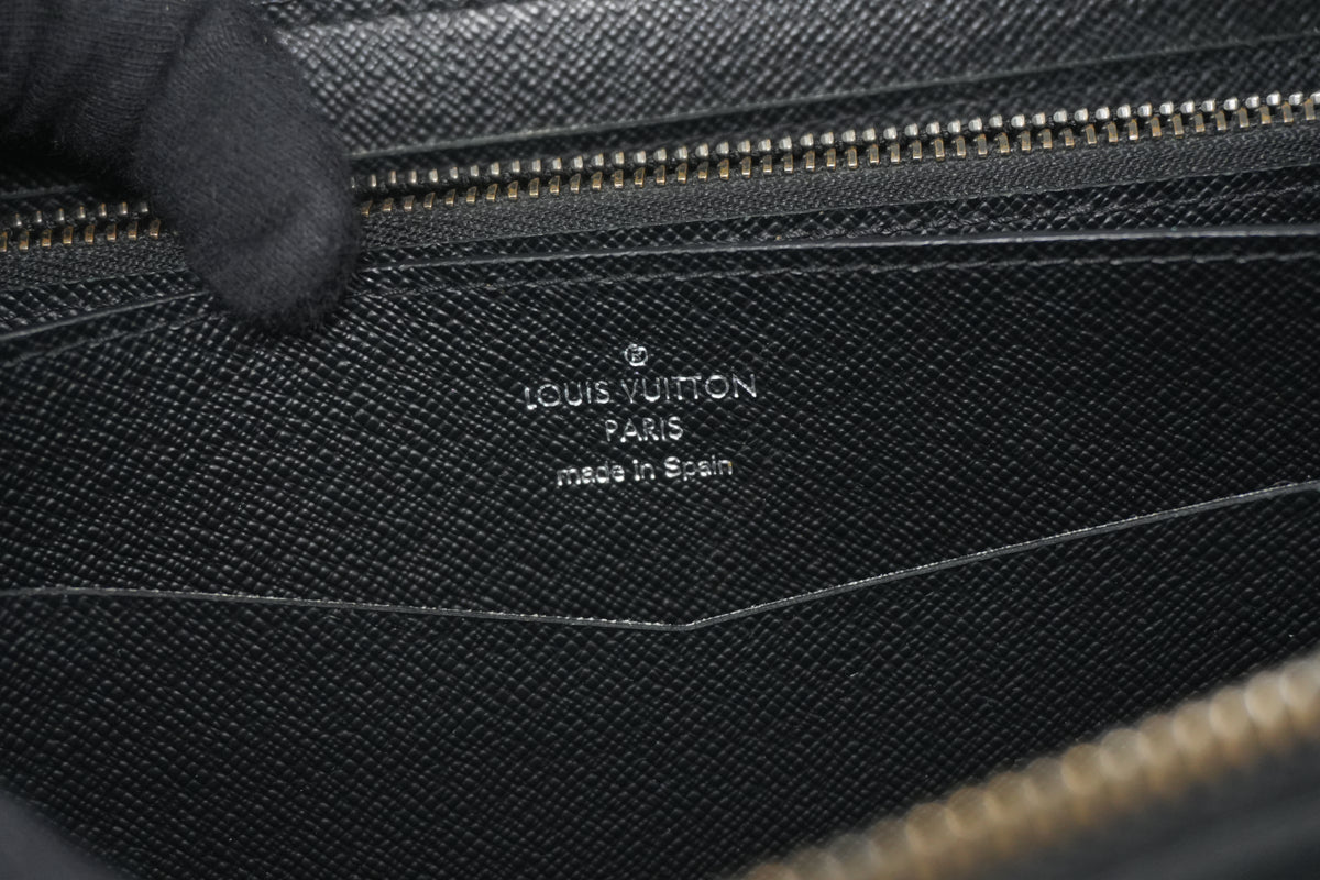Pre-Owned Louis Vuitton Eclipse Monogram XL Organizer Black