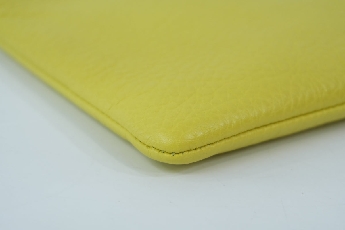Pre-owned Gucci Bamboo Clutch Neon Green