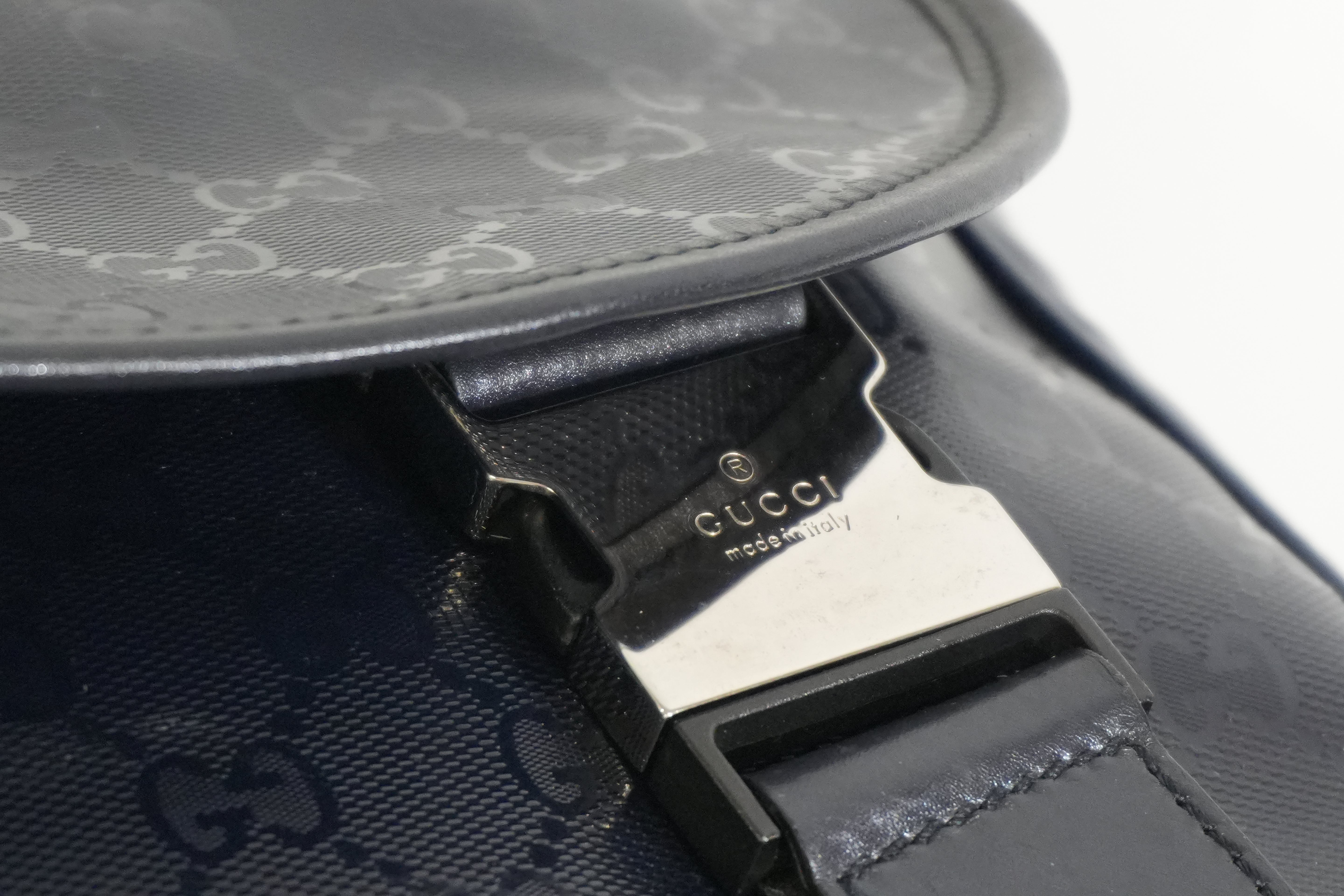 Pre-owned Gucci Guccisima Messenger Bag Navy Blue