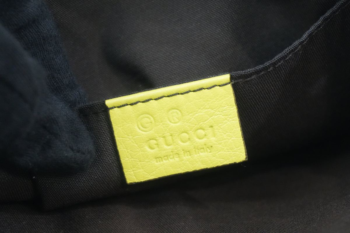Pre-owned Gucci Bamboo Clutch Neon Green