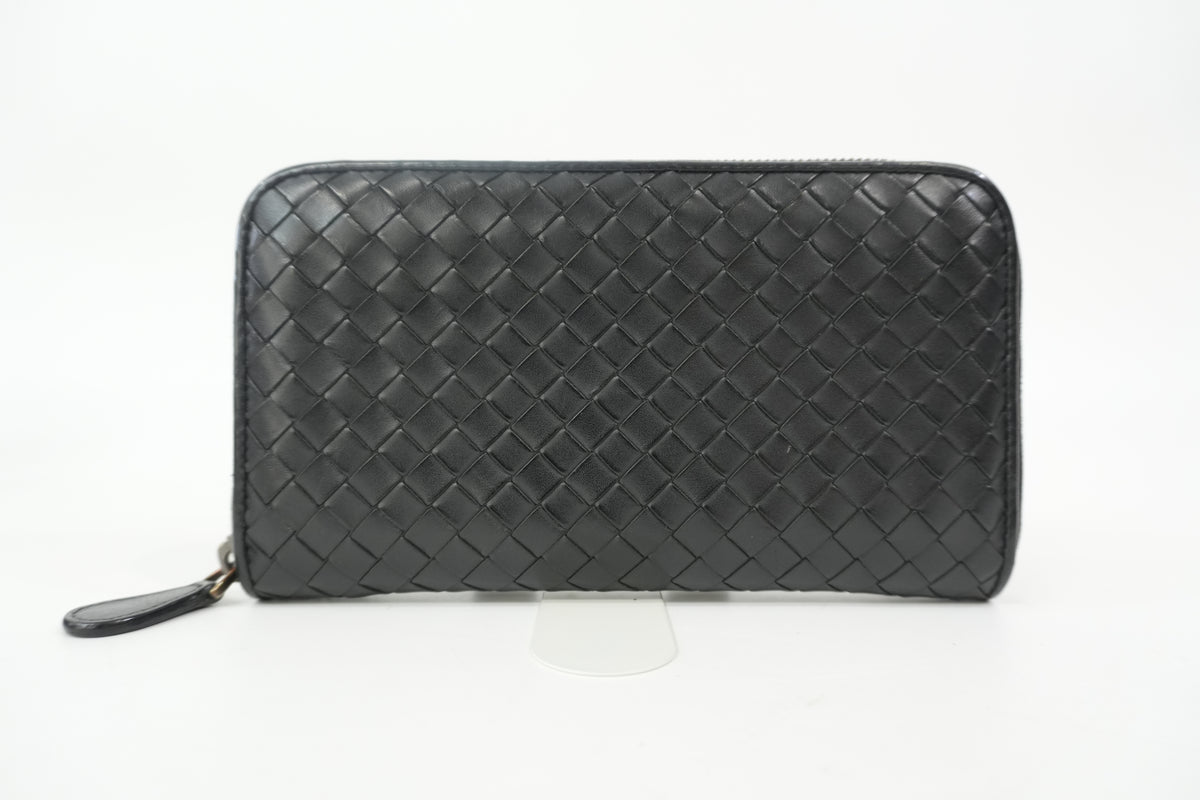 Pre-owned Bottega Intercciato Zippy long wallet Black