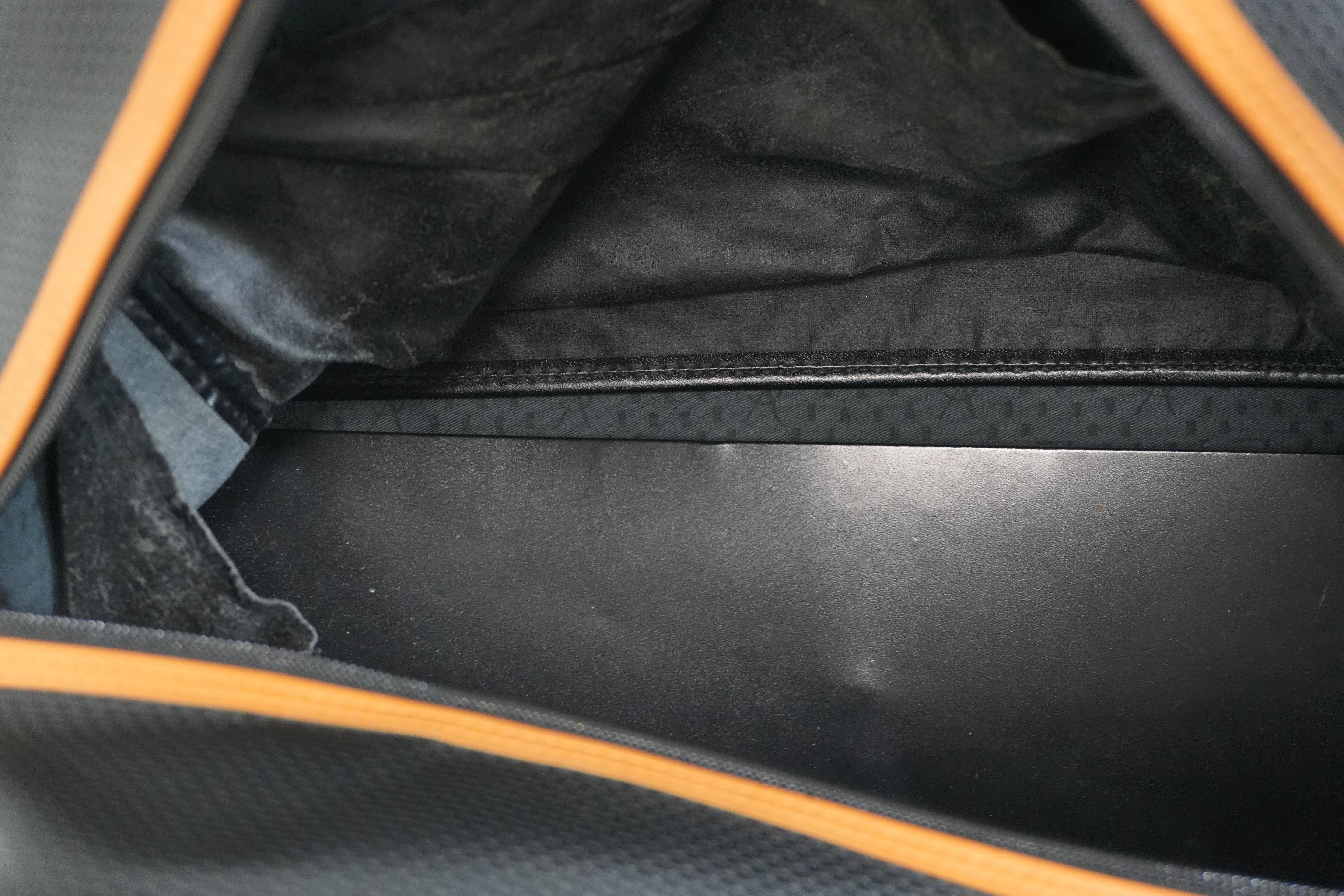 Pre-owned Saint Laurent Travel Boston Bag Black