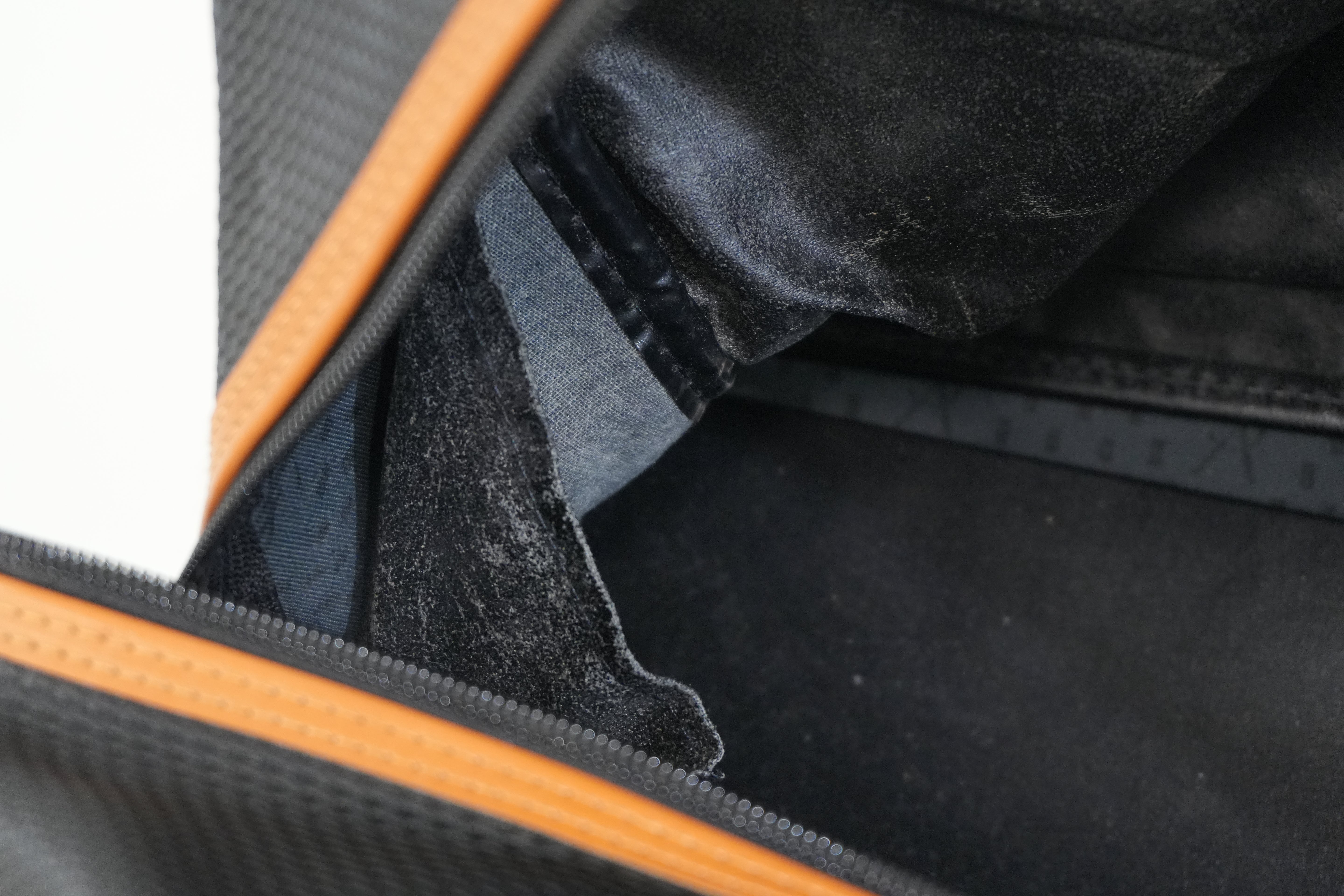 Pre-owned Saint Laurent Travel Boston Bag Black