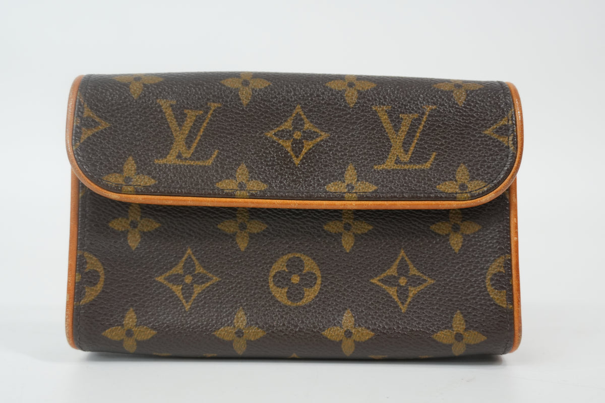 Pre-Owned Louis Vuitton Monogram Pochette Florentine Missing Belt