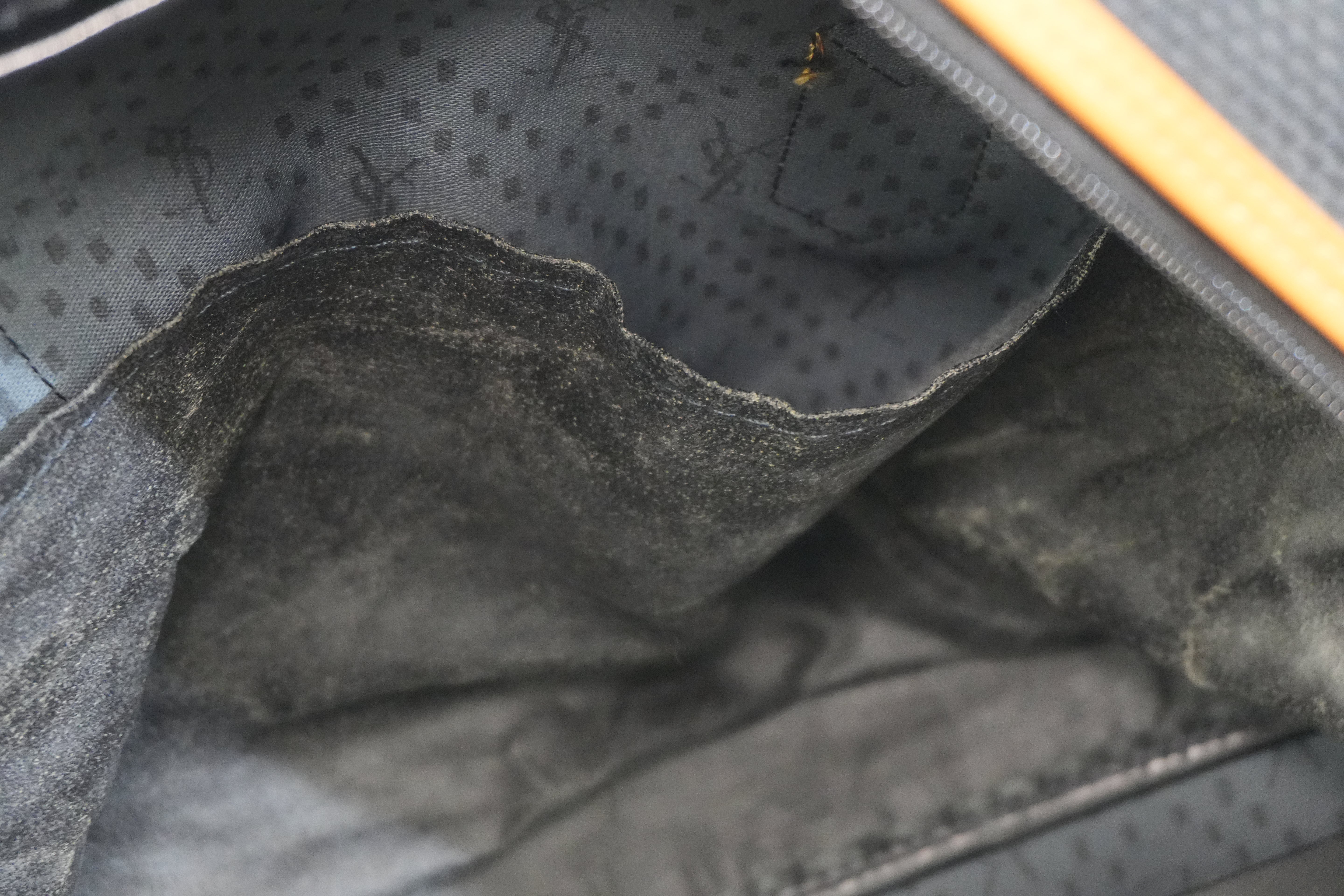 Pre-owned Saint Laurent Travel Boston Bag Black
