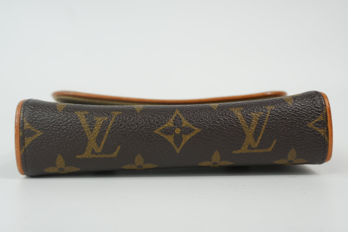 Pre-Owned Louis Vuitton Monogram Pochette Florentine Missing Belt