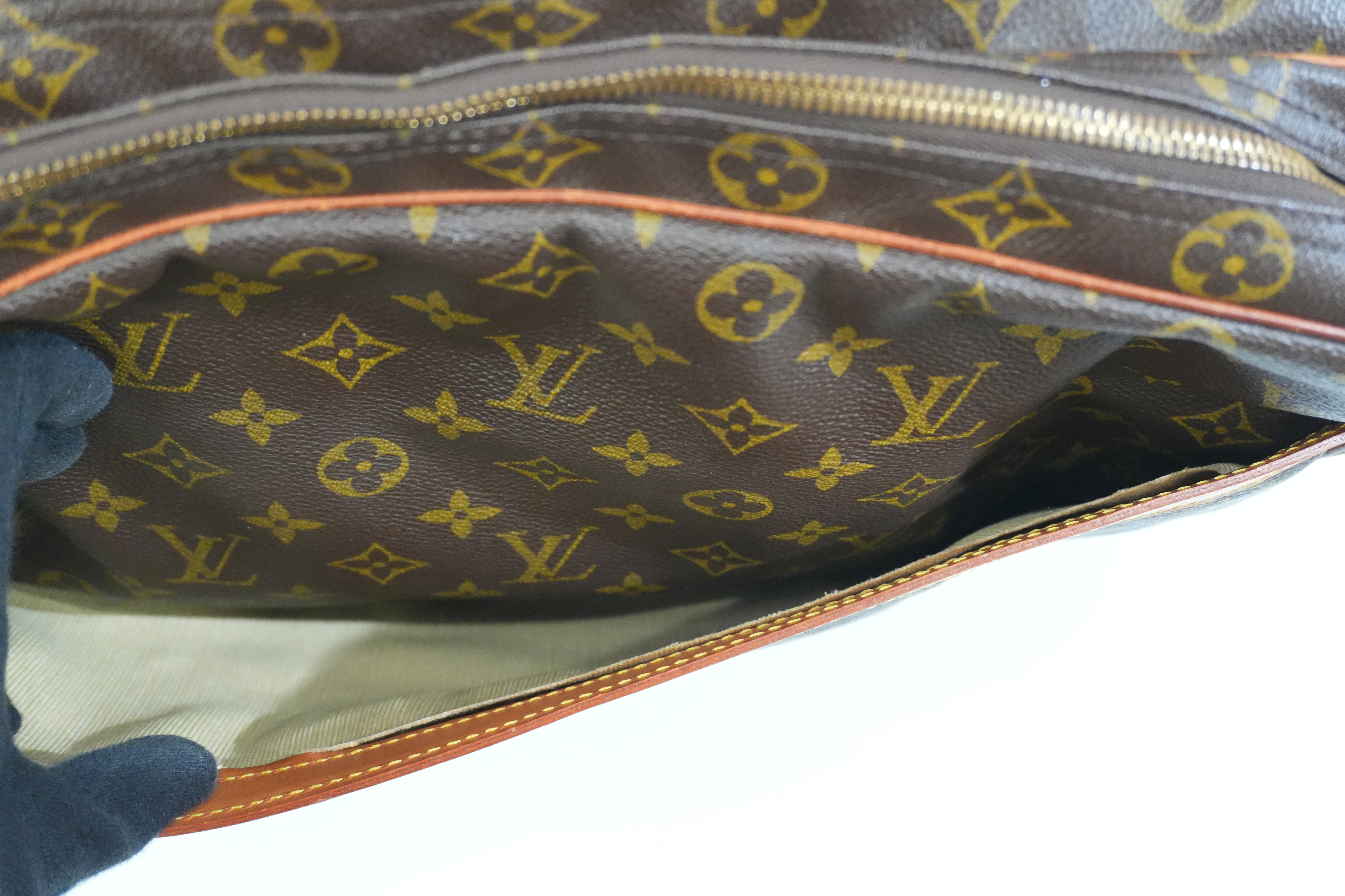 Pre-owned Louis Vuitton Monogram Reporter GM Messenger Bag