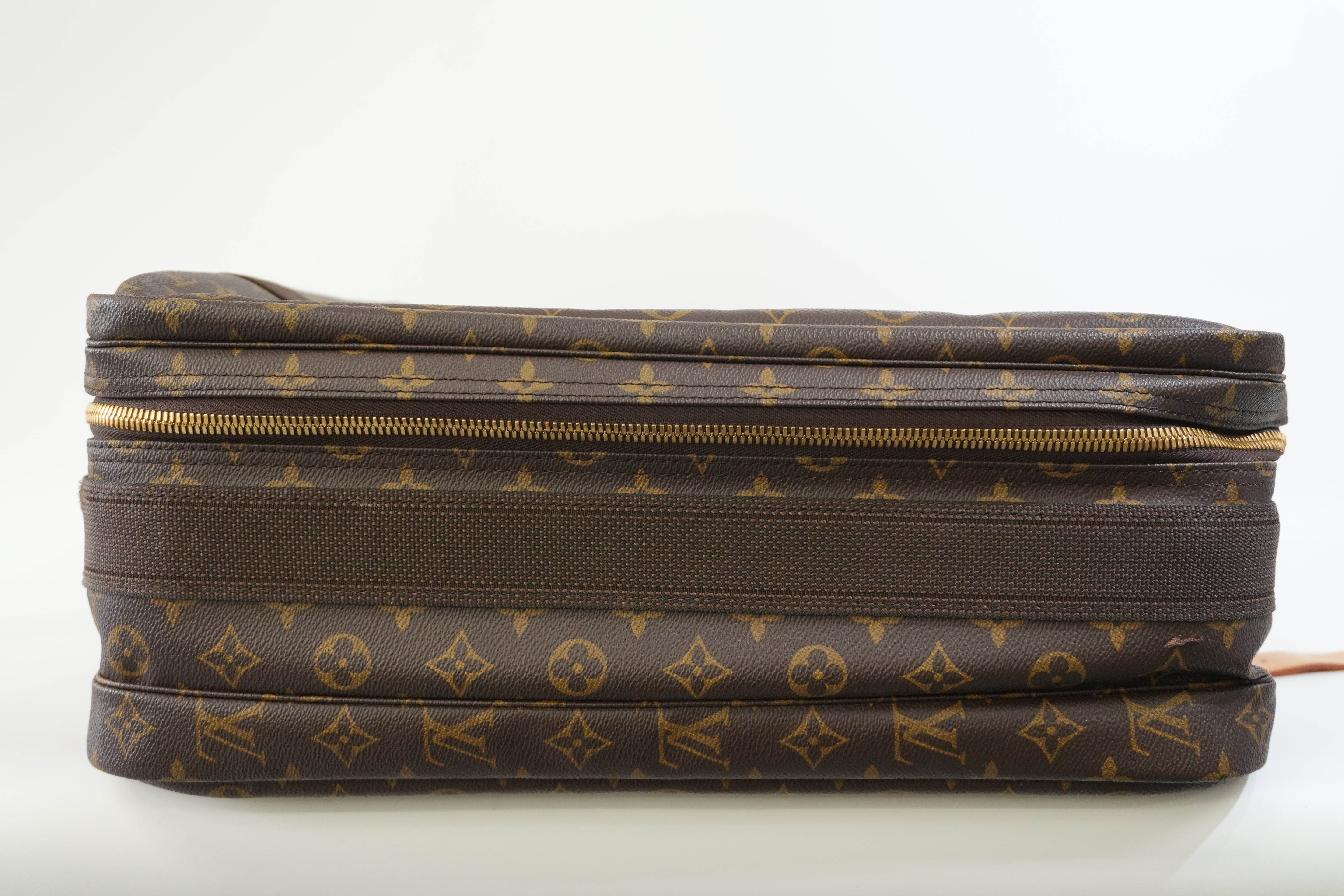 Pre-owned Louis Vuitton Satellite 60 Suitcase