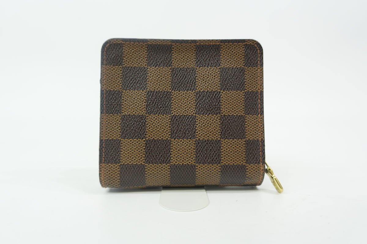 Pre-Owned Louis Vuitton Damier Ebene Compact Wallet Brown