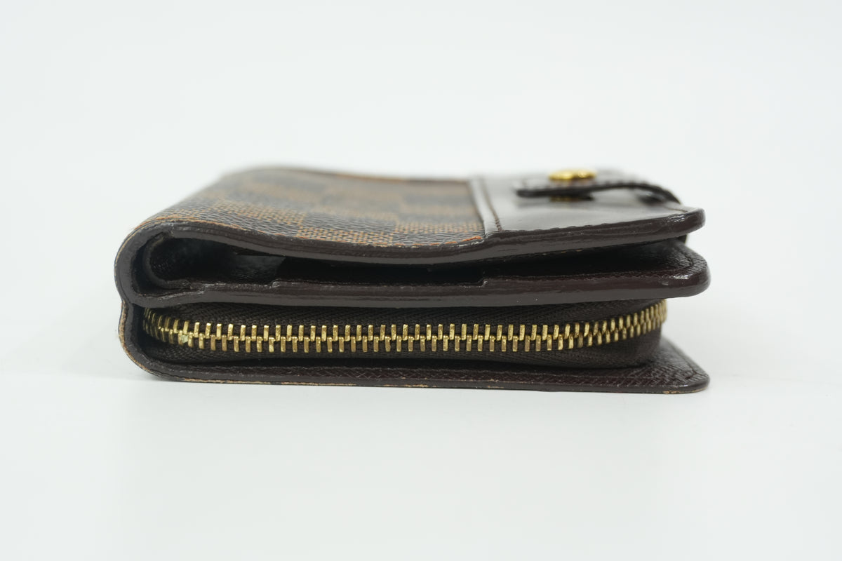 Pre-Owned Louis Vuitton Damier Ebene Compact Wallet Brown