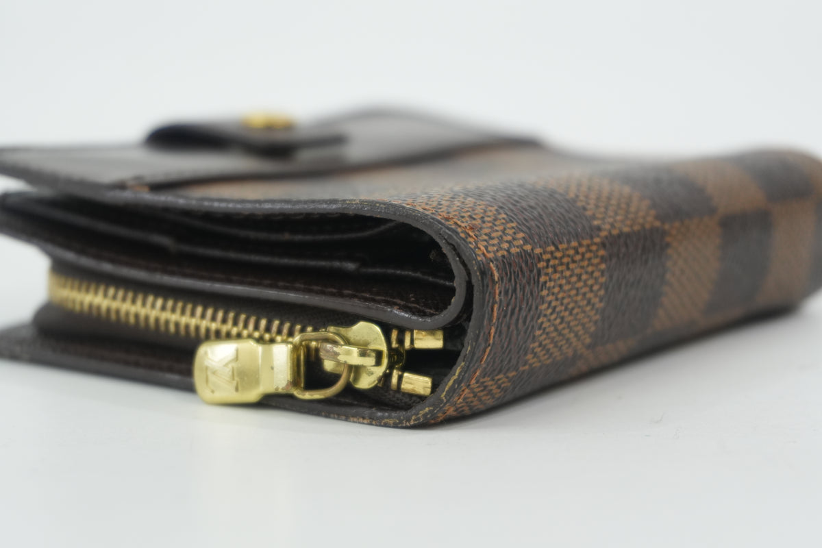 Pre-Owned Louis Vuitton Damier Ebene Compact Wallet Brown