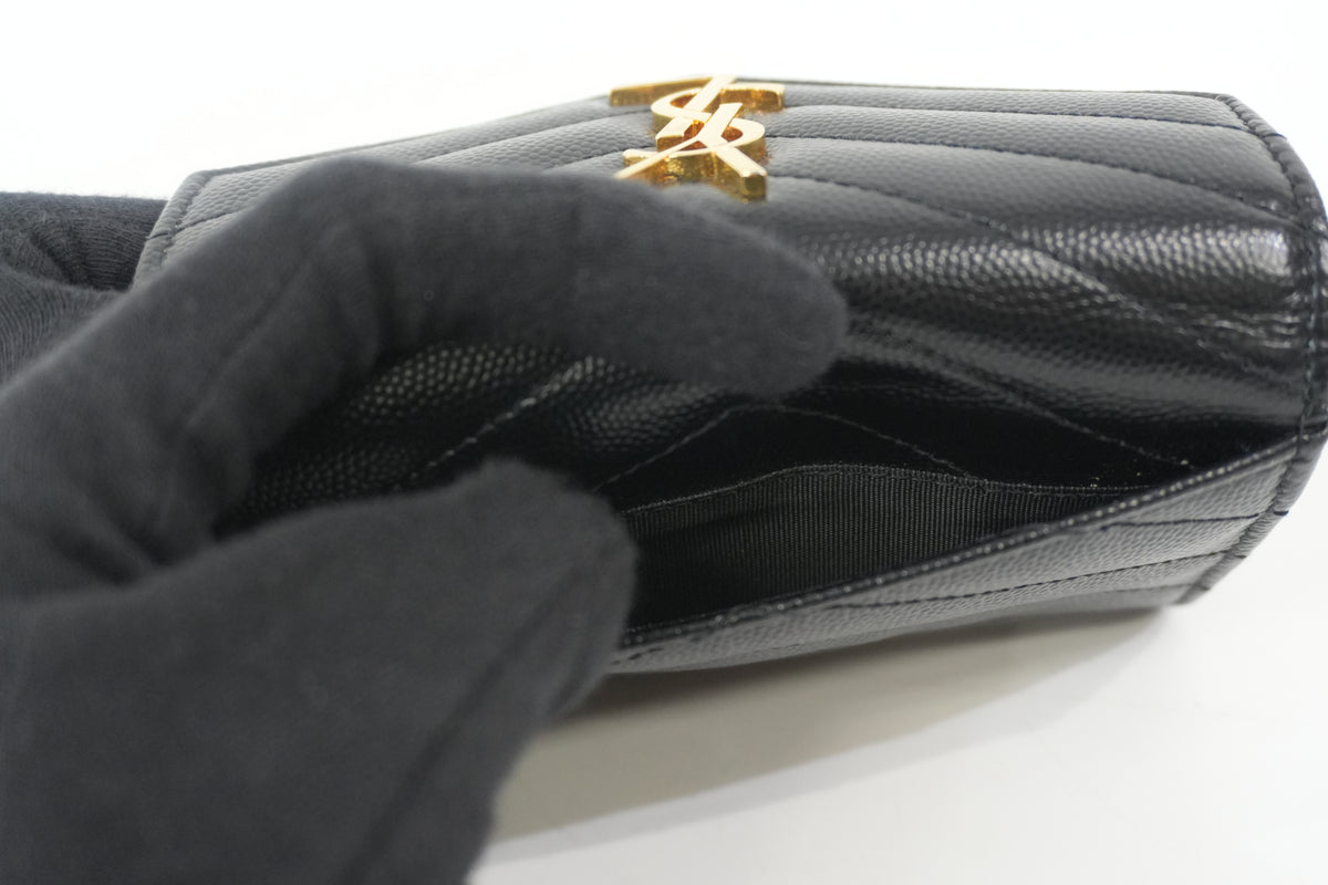 Pre-Owned Yves Saint Laurent Cassandre Matelasse Flap Card Case Black