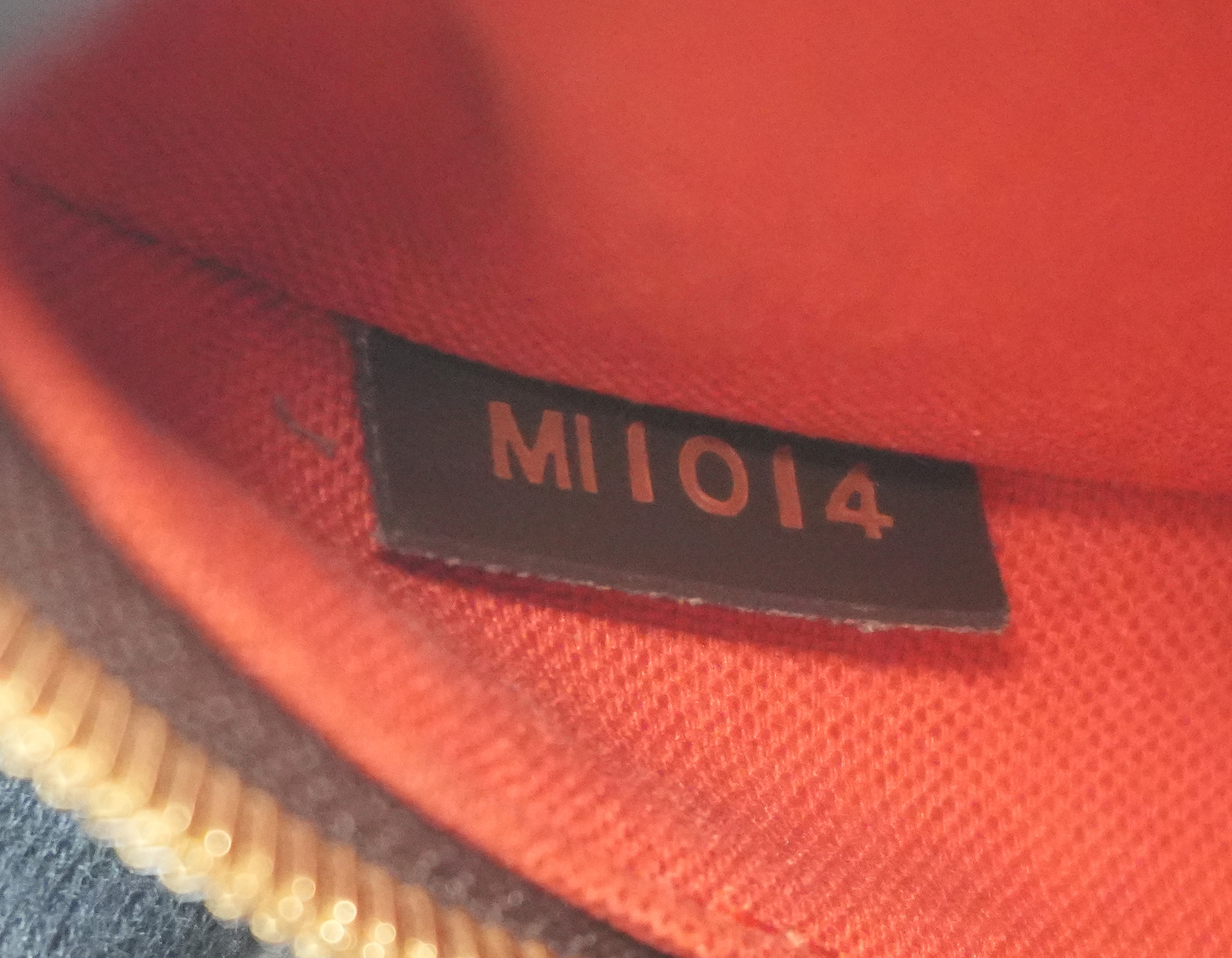 ルイ・ヴィトン ダミエ・エベヌ オラフ メッセンジャーバッグ 中古