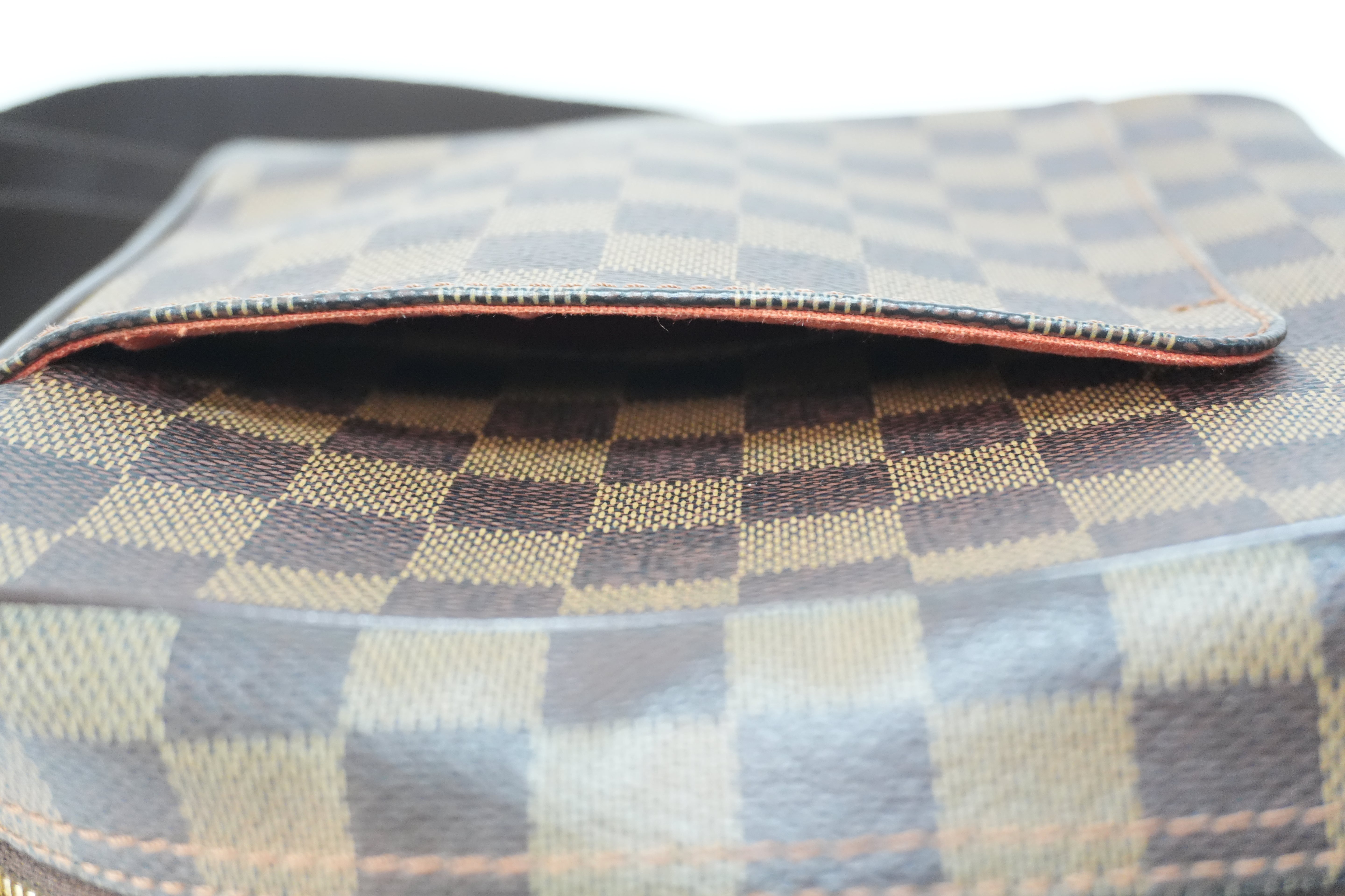 ルイ・ヴィトン ダミエ・エベヌ オラフ メッセンジャーバッグ 中古