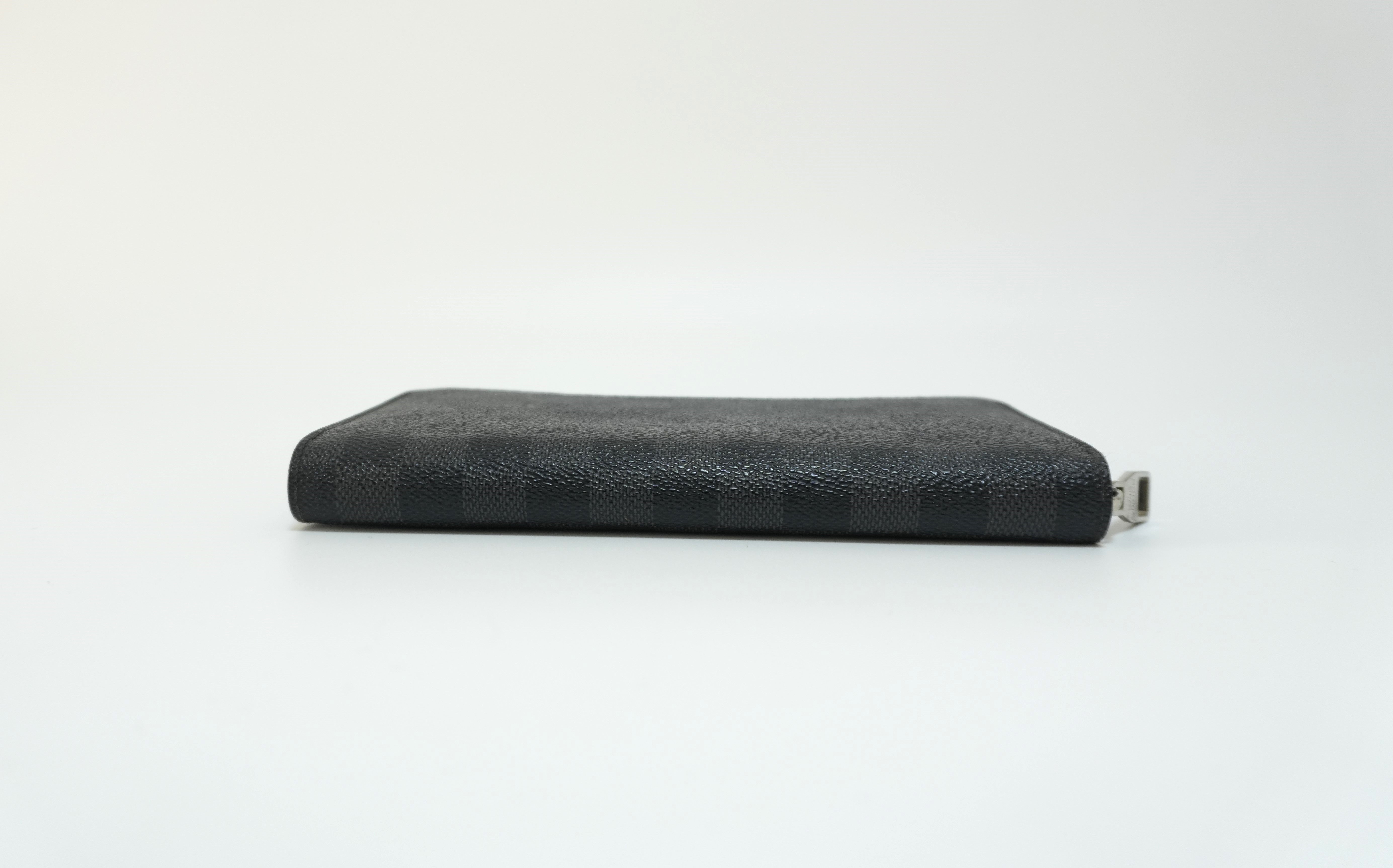 ルイヴィトン ダミエグラフィット ジッパーオーガナイザー 中古