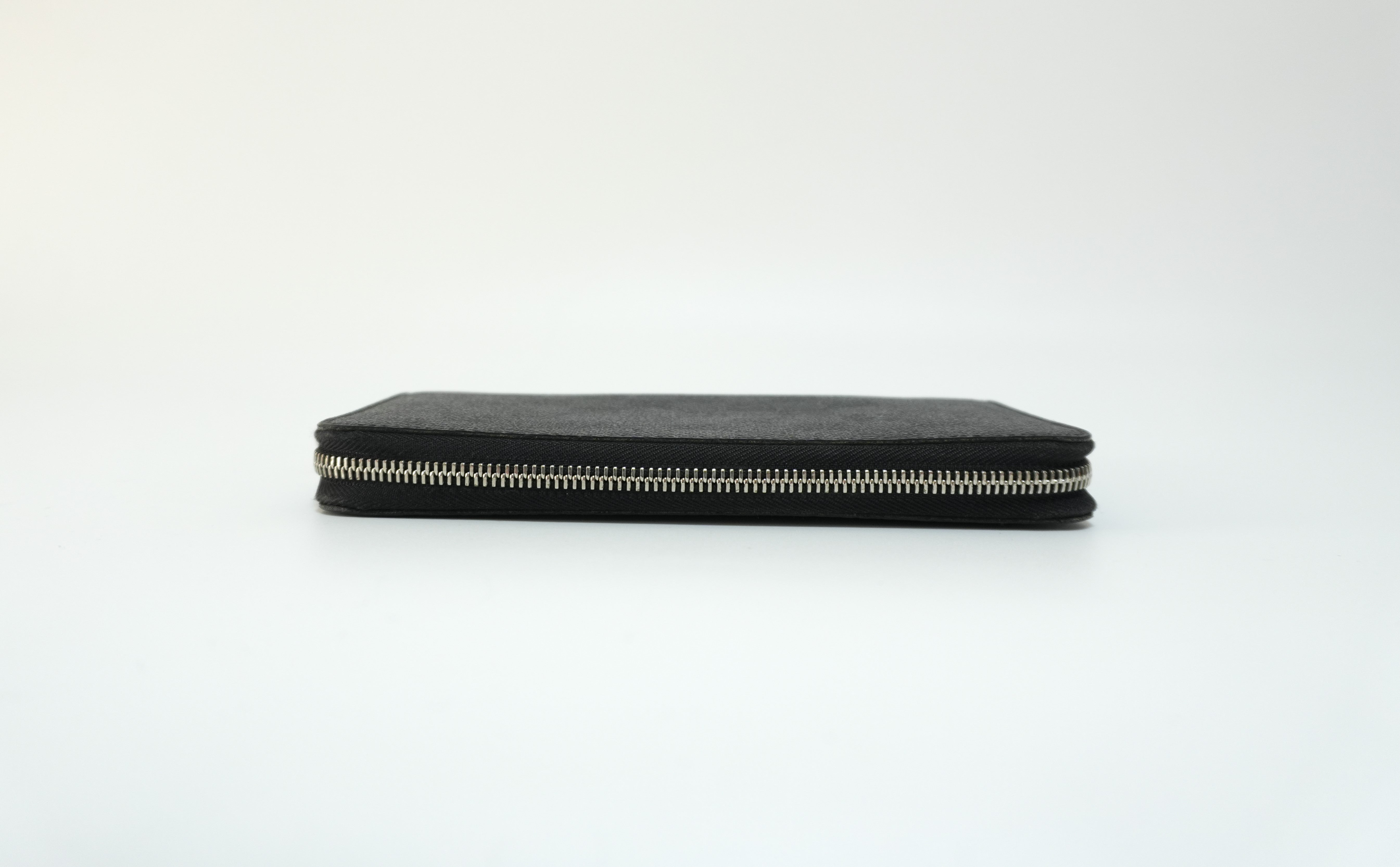 ルイヴィトン ダミエグラフィット ジッパーオーガナイザー 中古