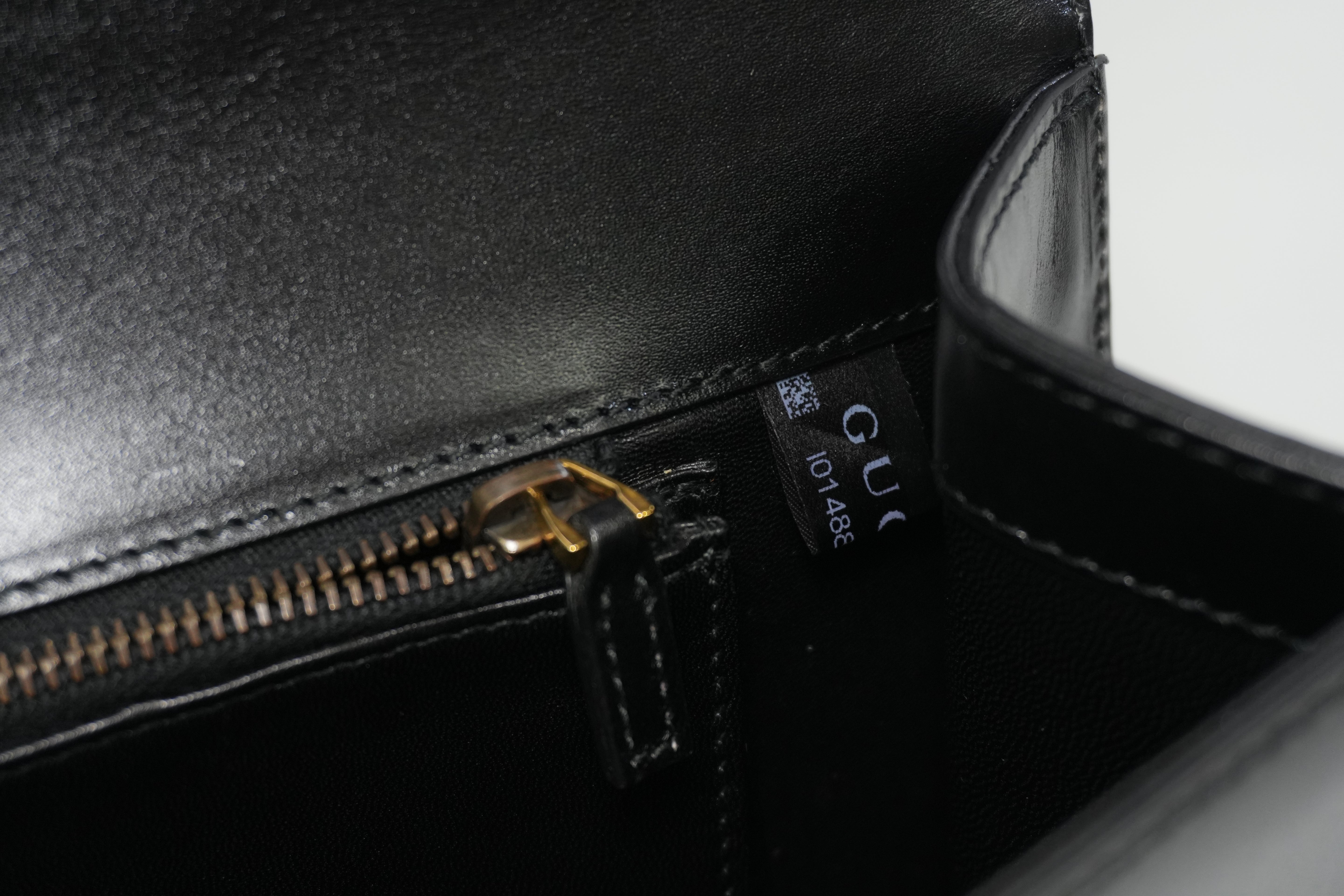 Gucci Leather Clutch Black Used