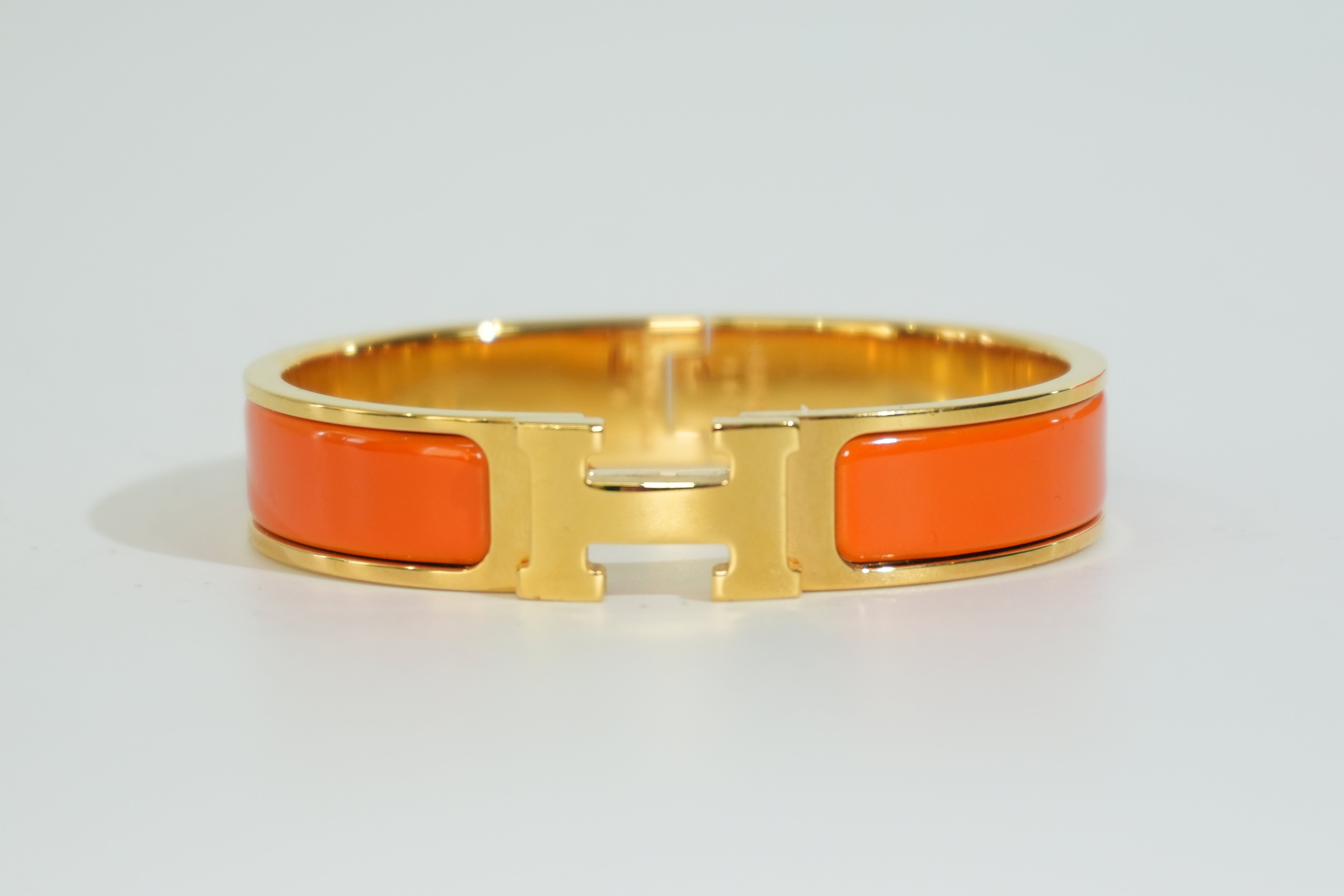 Pre-owned Hermes Clic Clac Bracelet Orange