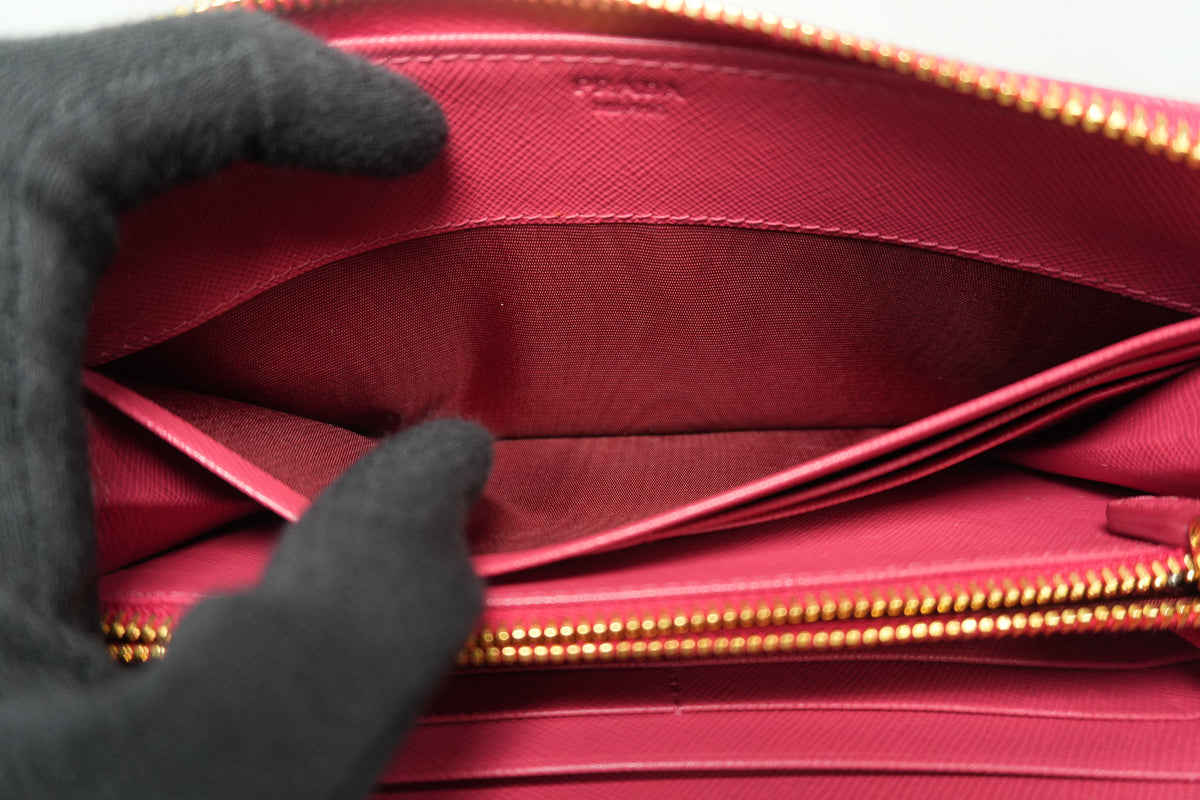 Pre-Owned Prada Saffiano Zippy Long Wallet Pink