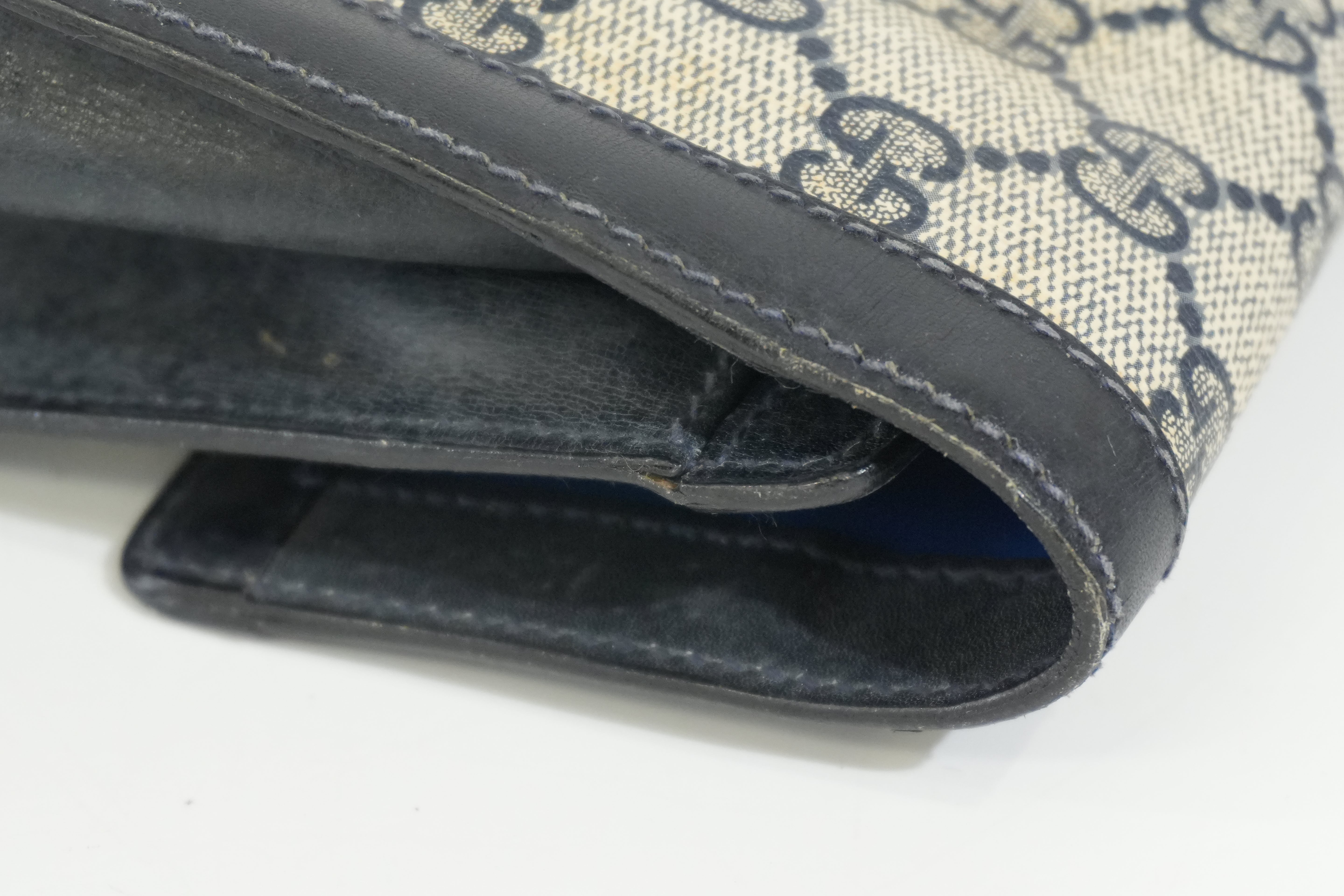 Pre-owned Gucci Vintage Flap Pouch Blue