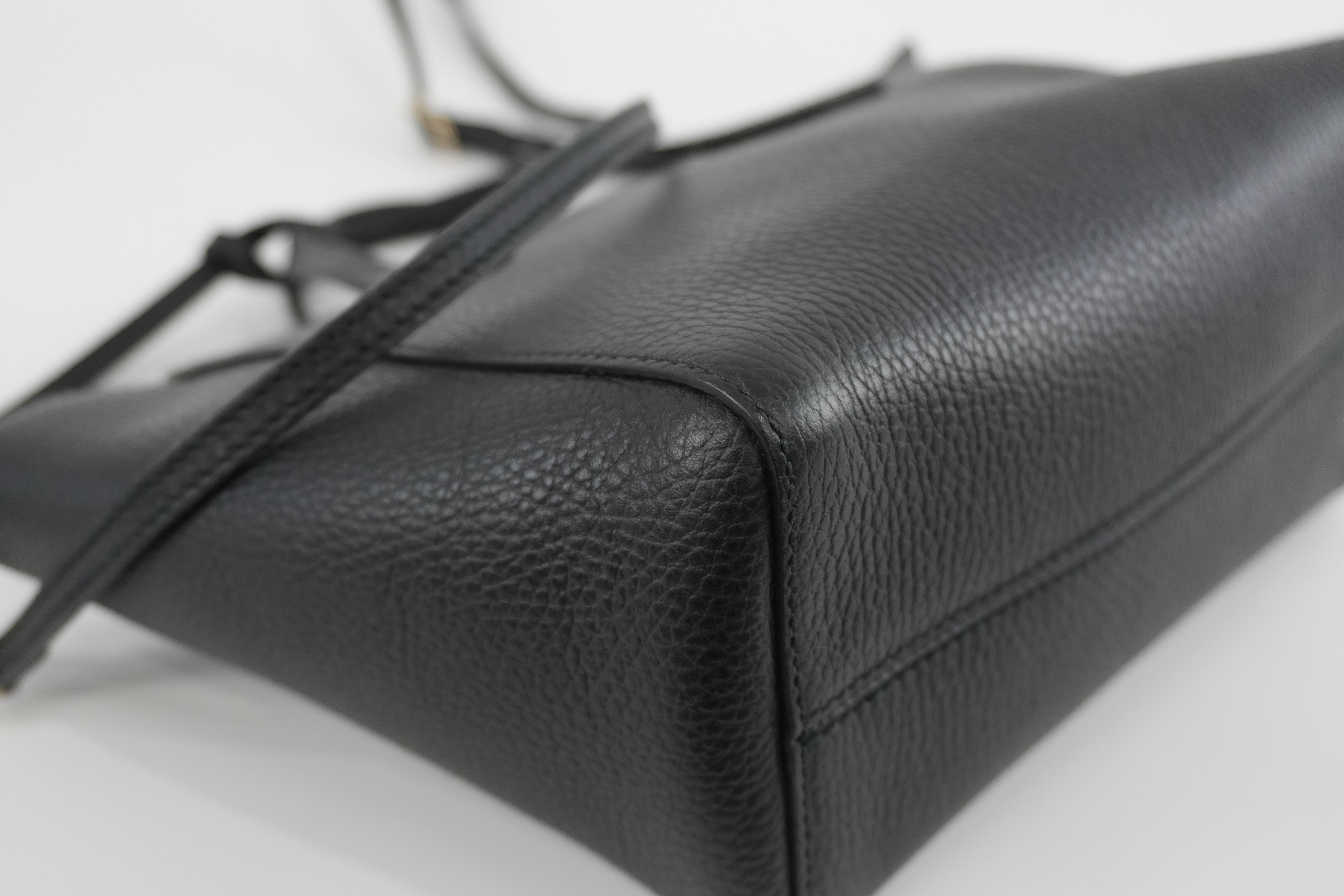 Gucci Swing Tote Bag Black Leather Used