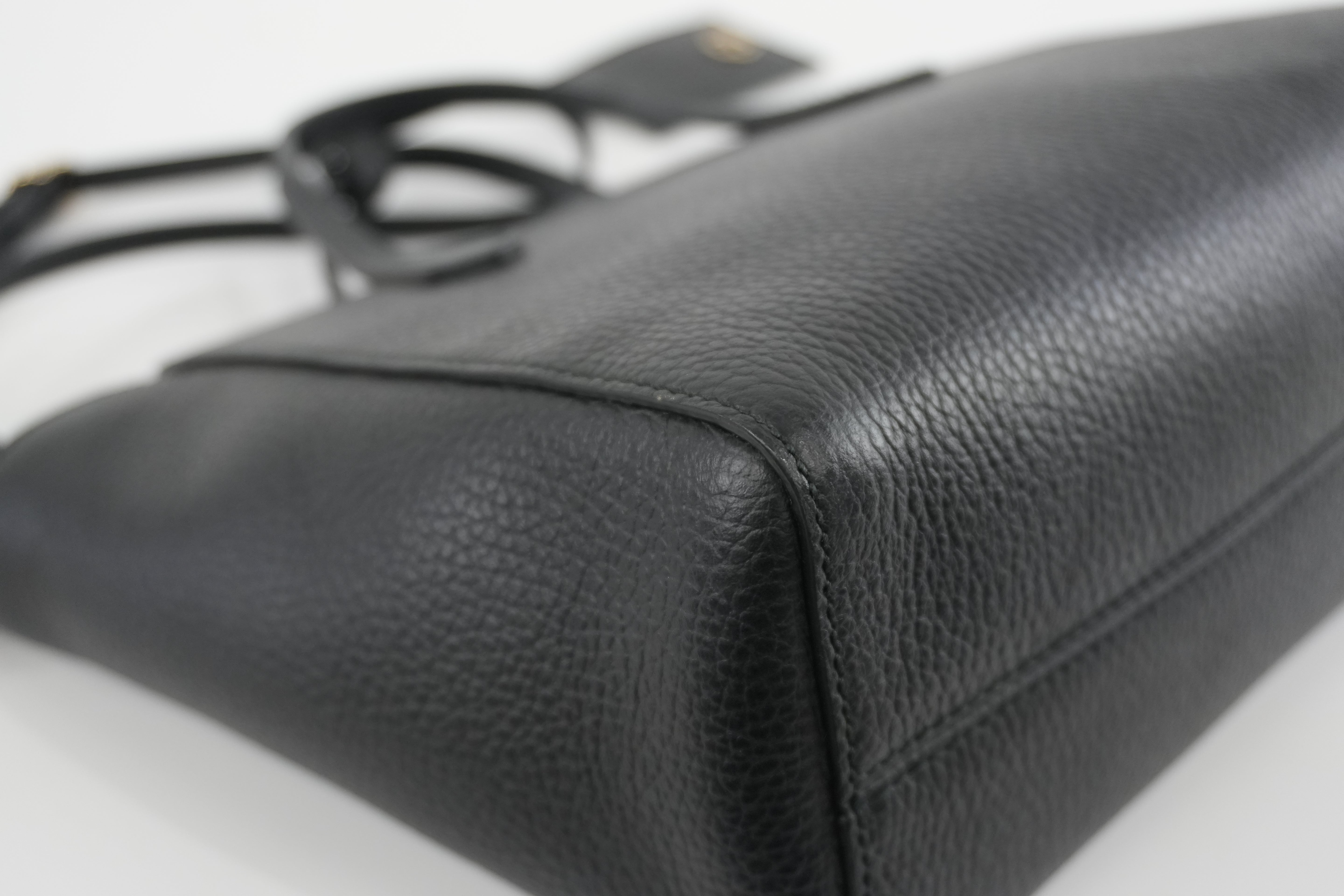 Gucci Swing Tote Bag Black Leather Used