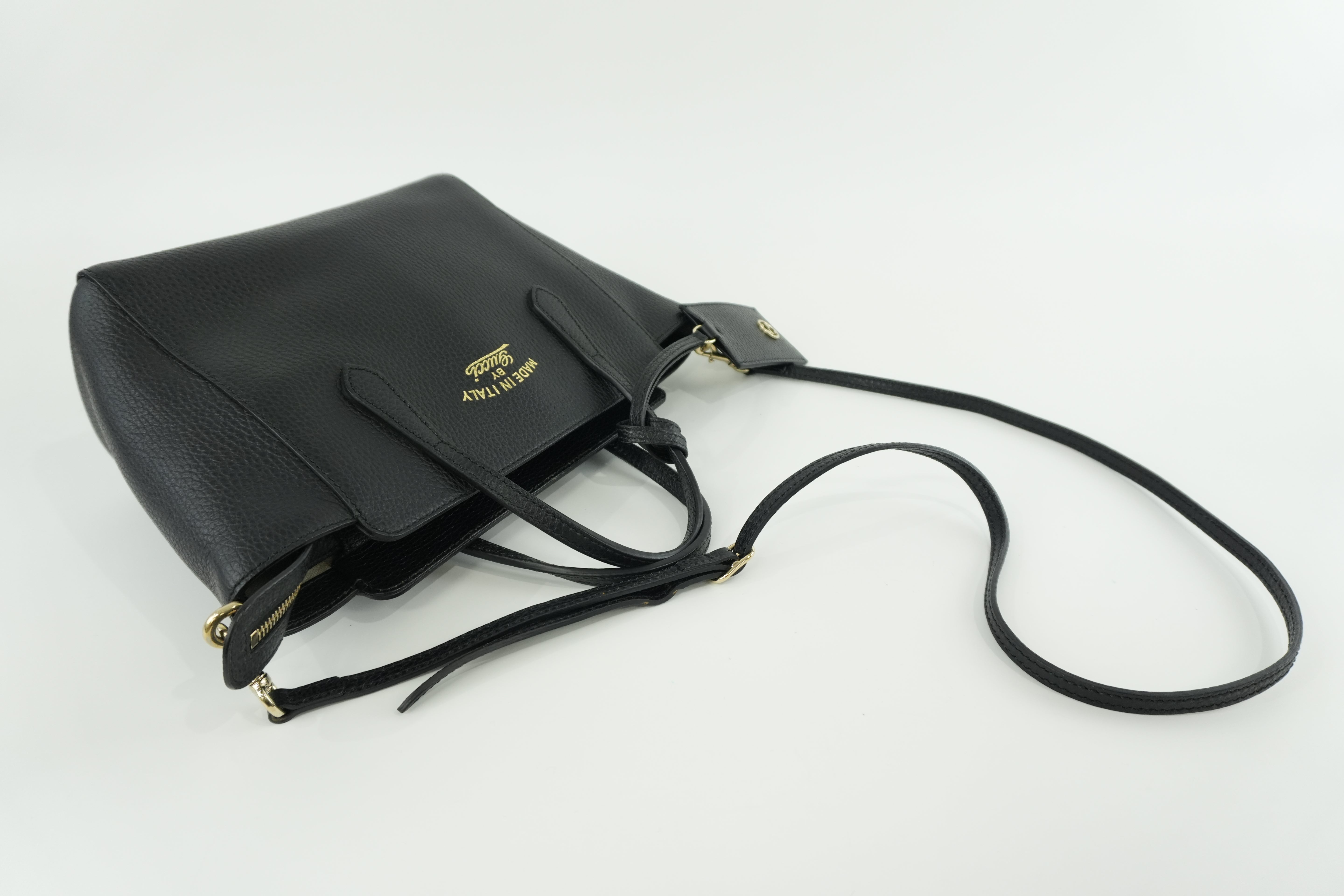 Gucci Swing Tote Bag Black Leather Used