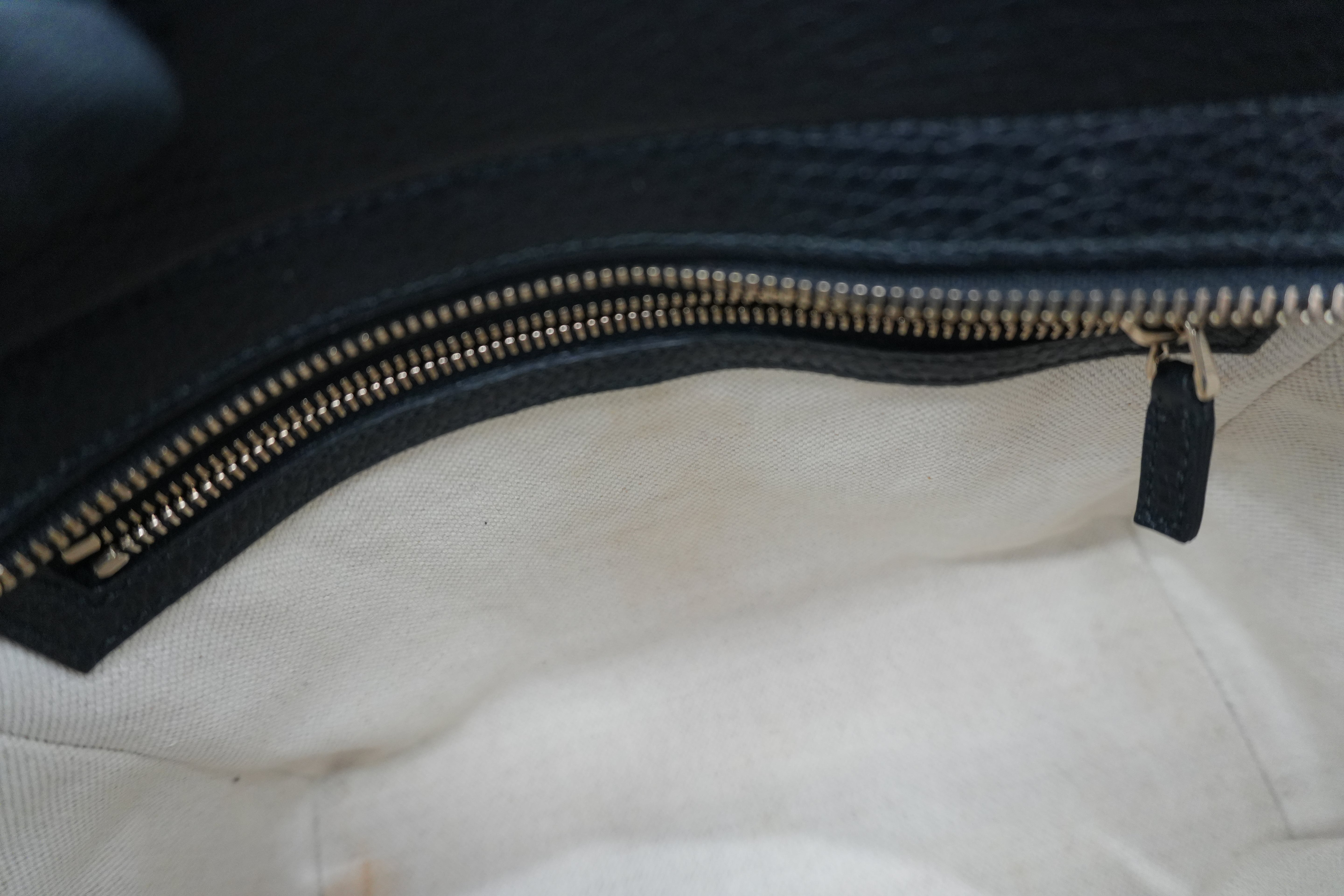 Gucci Swing Tote Bag Black Leather Used