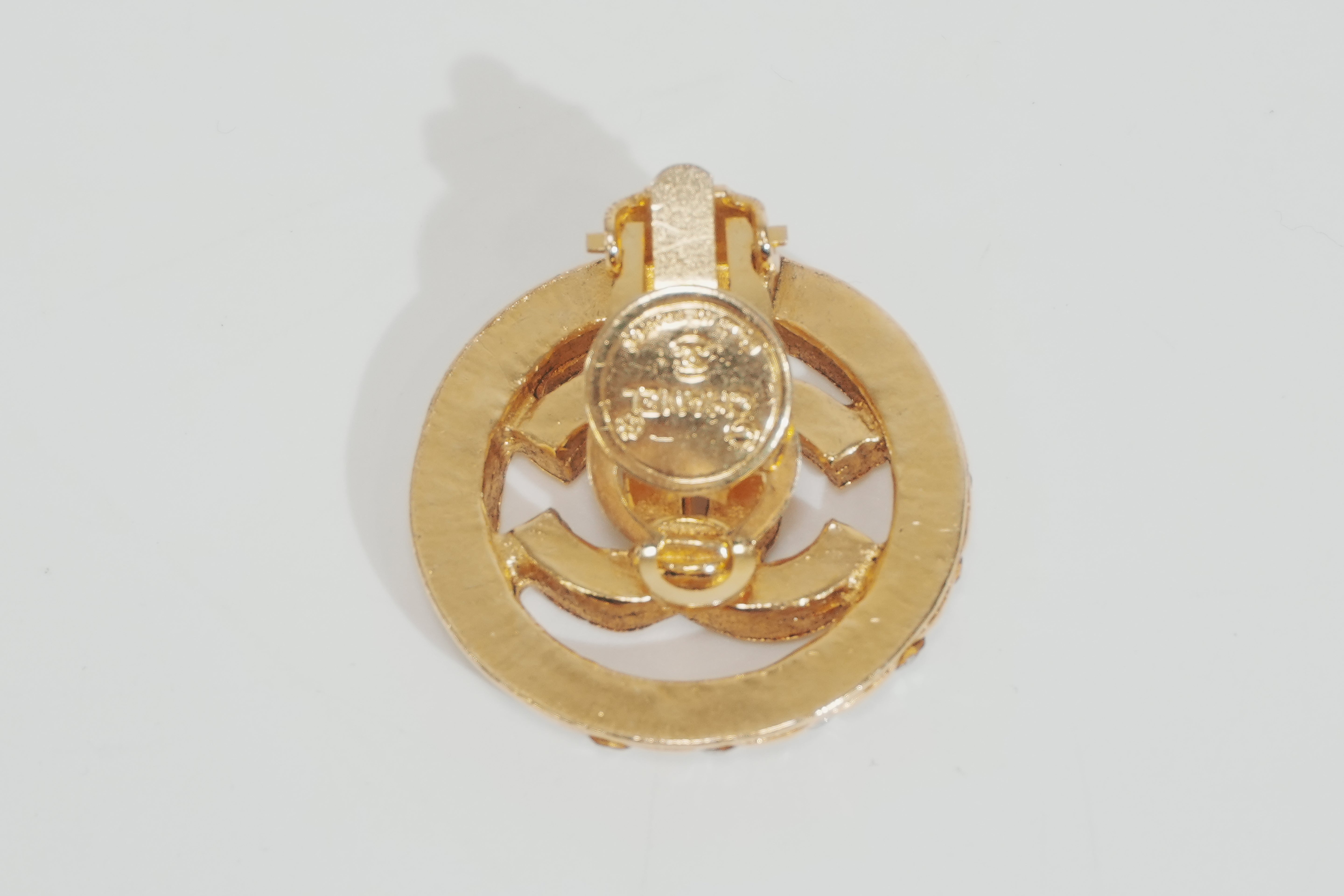 Pre-owned Chanel CC Earrings Gold tone