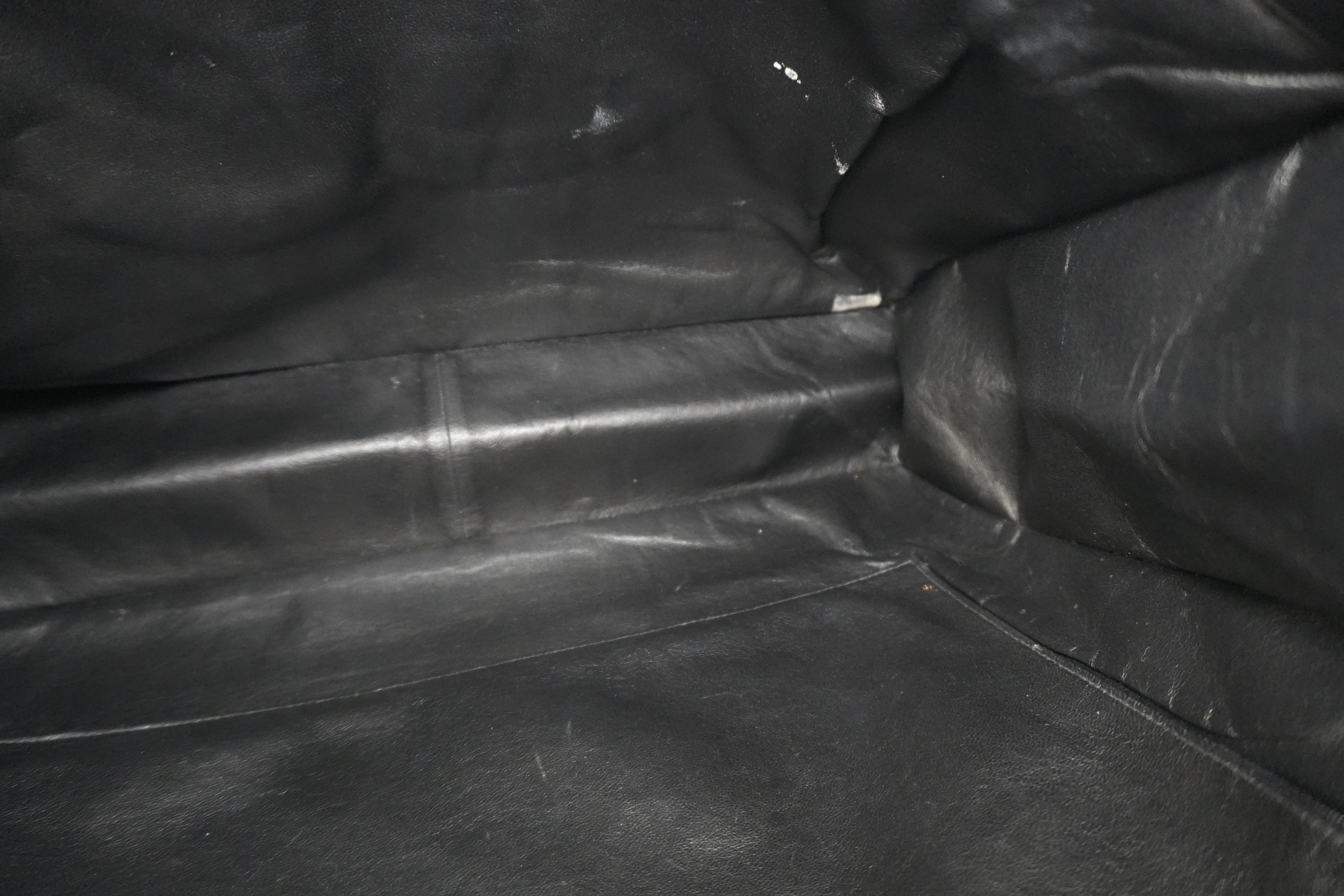 Pre-owned Chanel Lambskin Leather Chain Tote Bag Black