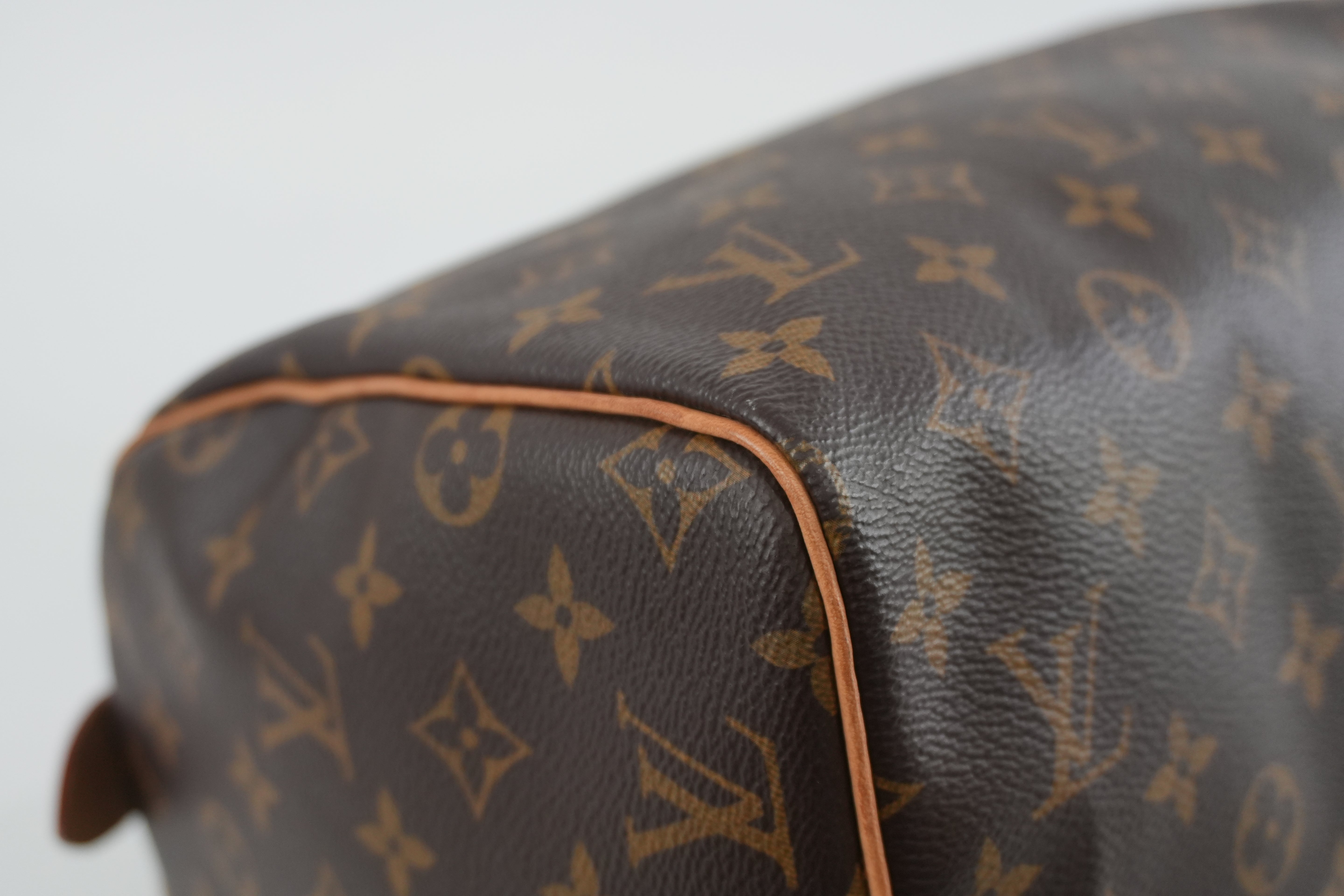 Louis Vuitton Monogram Speedy 30 Handbag Used