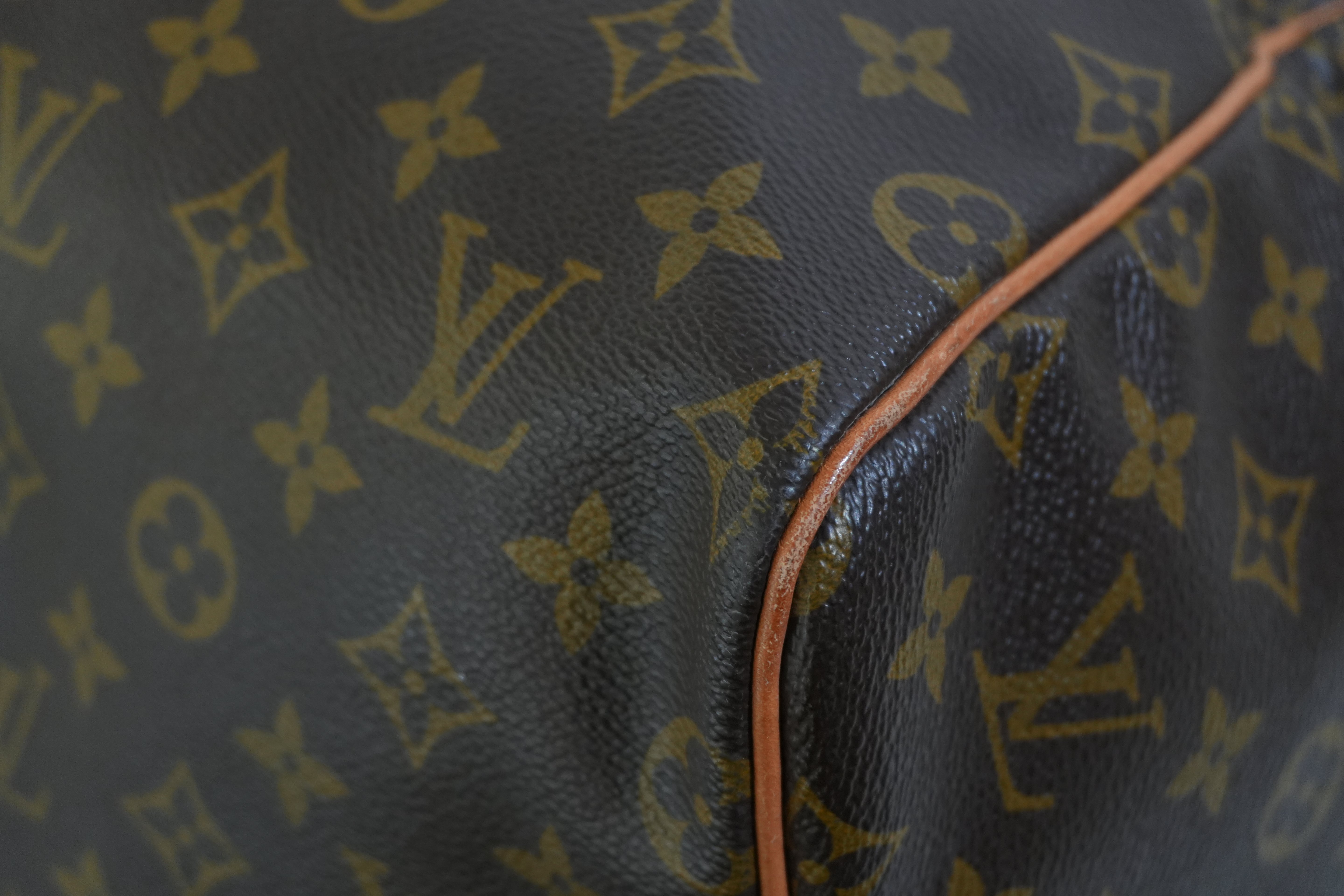 Pre-owned Louis Vuitton Monogram Keepall 55 Travel Bag