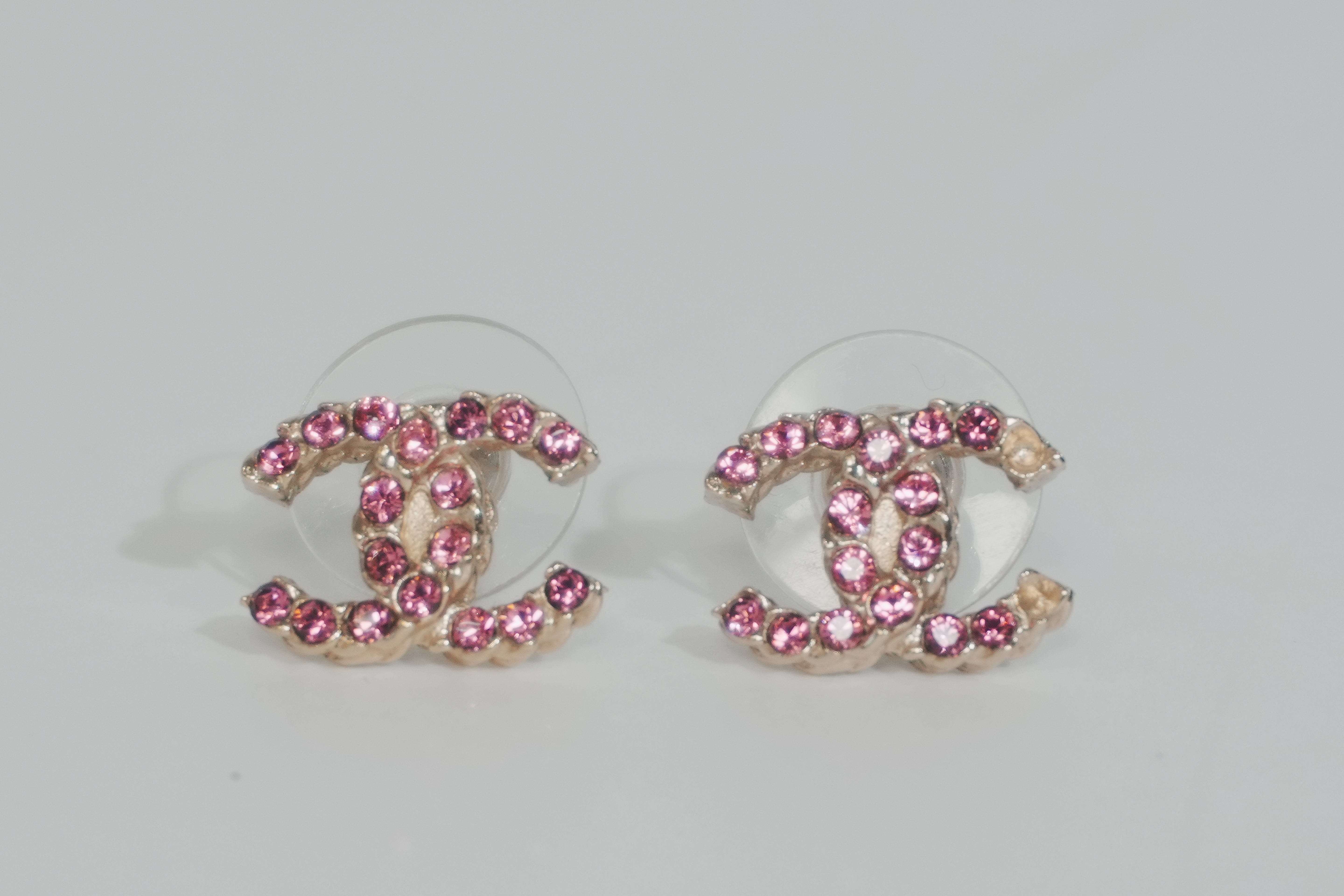 Pre-owned Chanel CC Earrings Pink