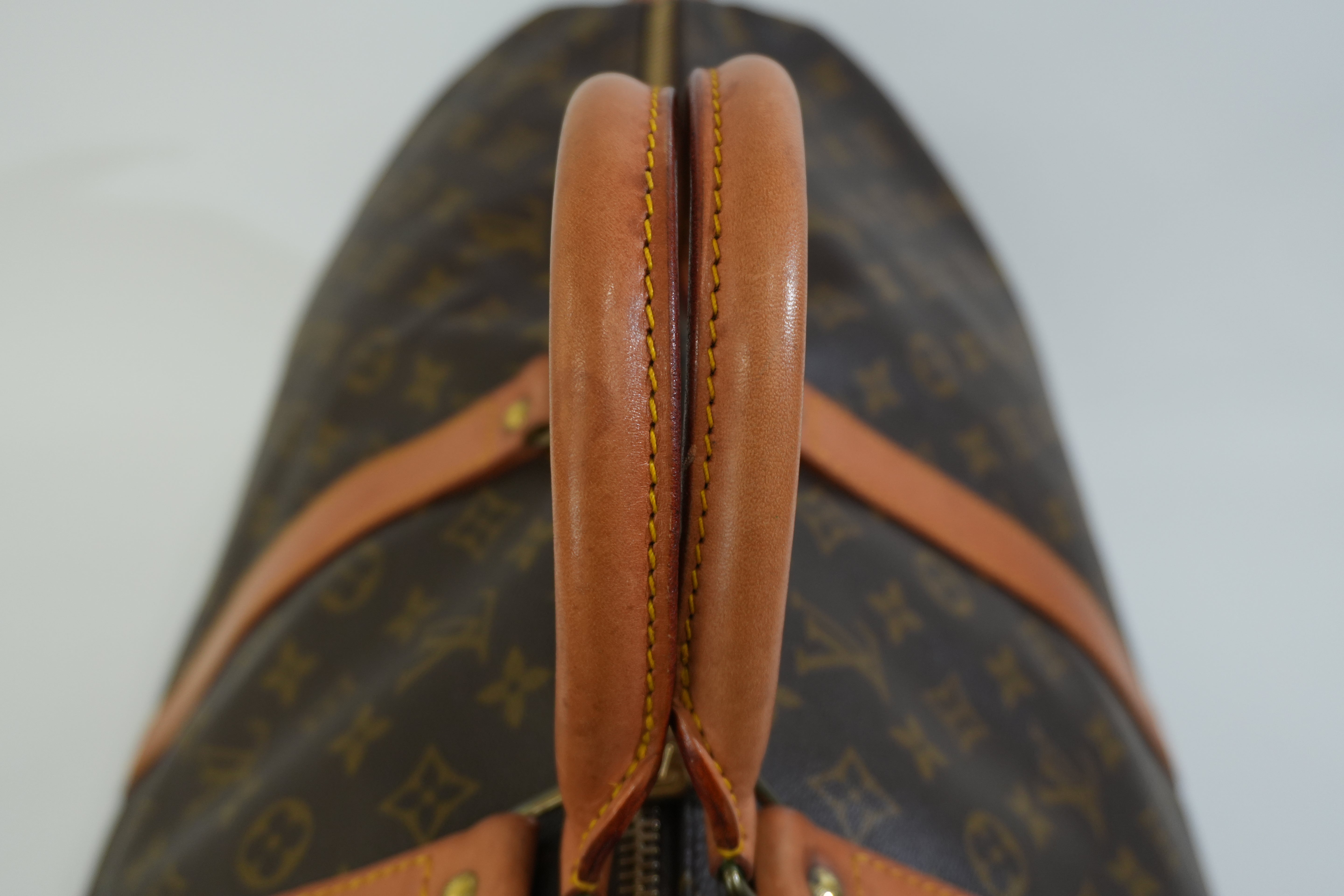 Pre-owned Louis Vuitton Monogram Keepall 55 Travel Bag