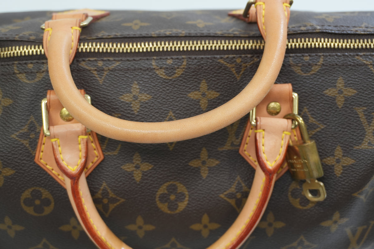 Pre-Owned Louis Vuitton Speedy 35 Handbag