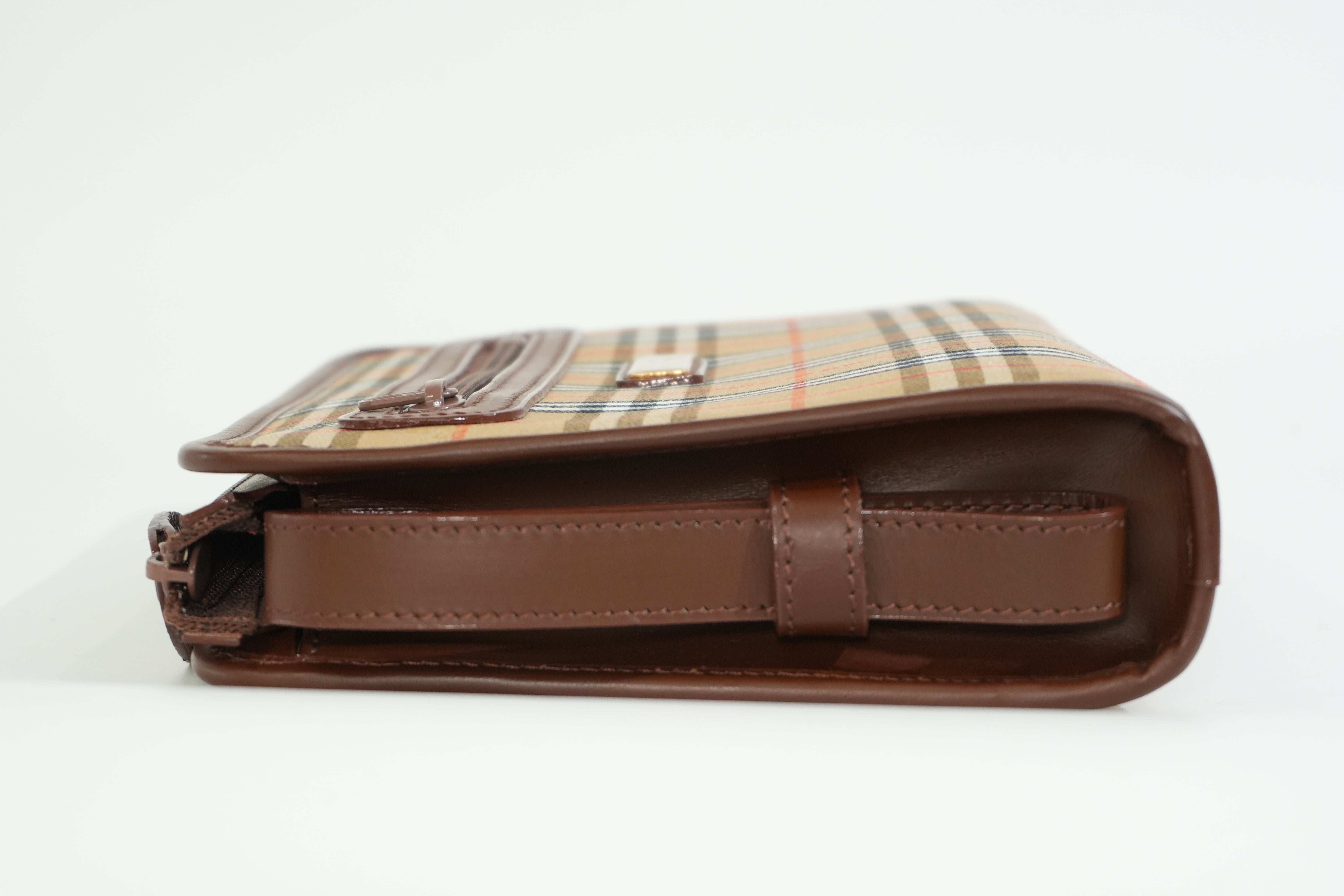 Pre-owned Burberry Vinatage Haymarket Check Clutch Bag Brown
