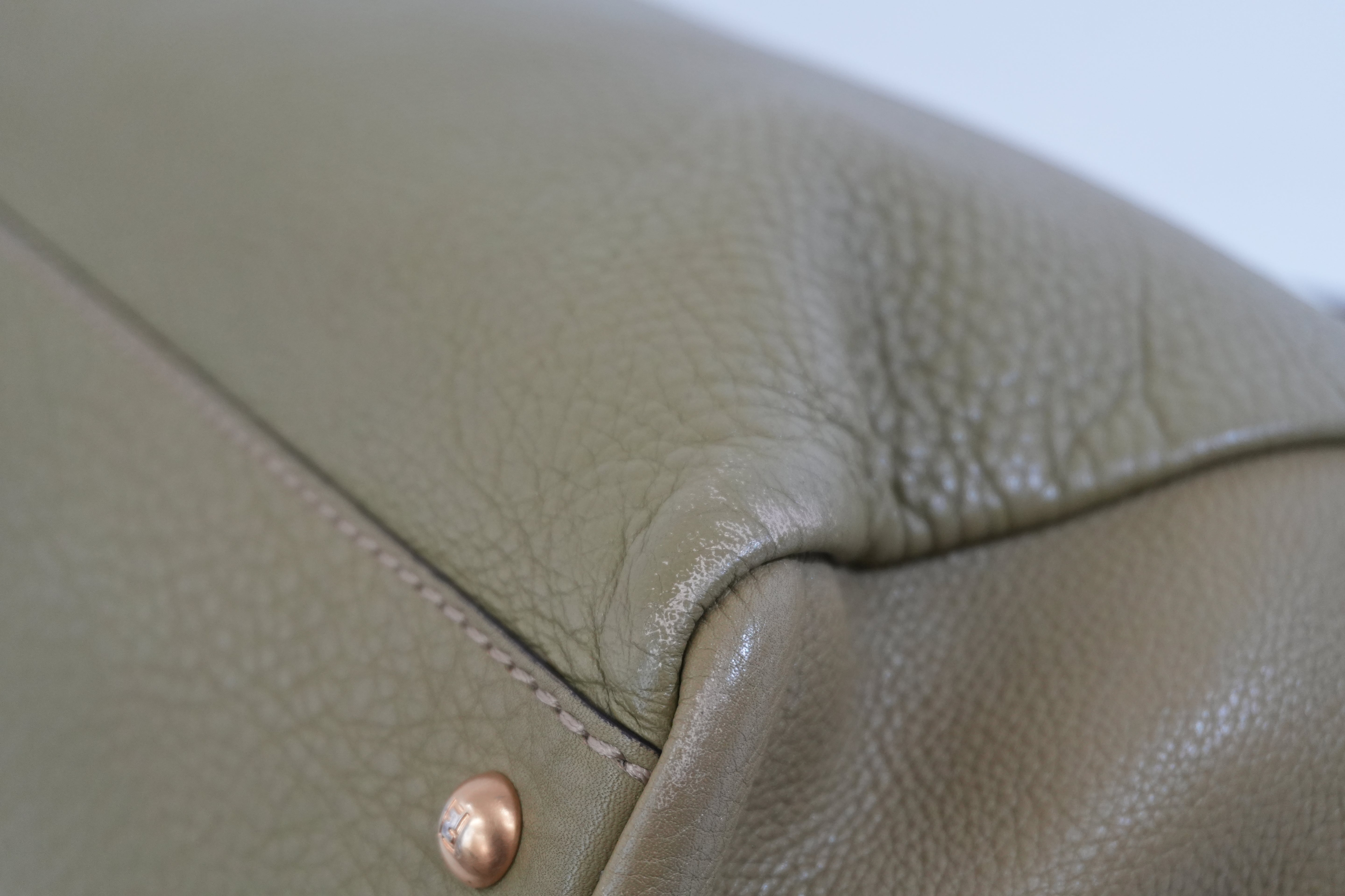 Pre-owned Fendi Calfskin Leather Peek a Boo Shoulder Bag Green