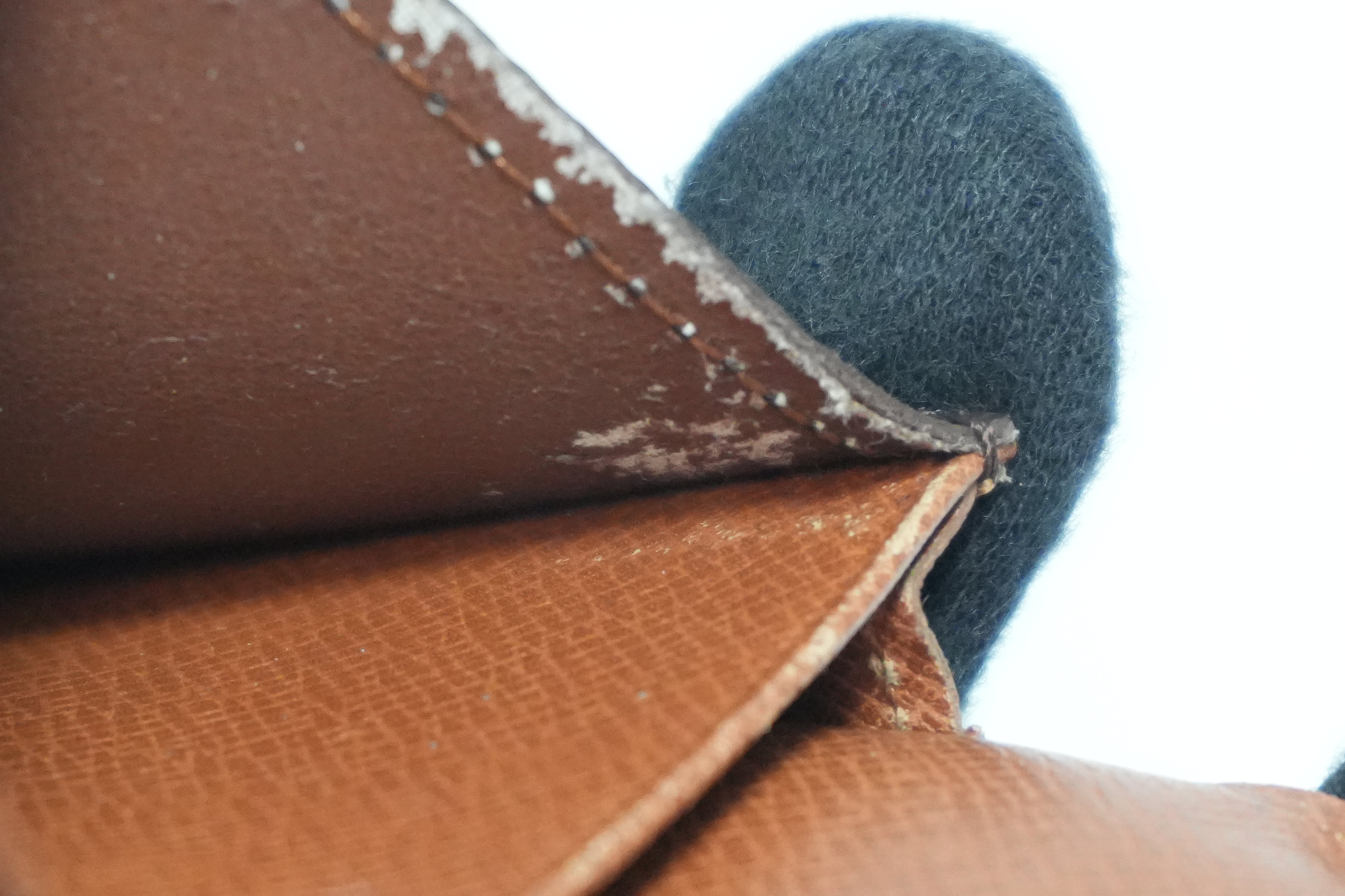 Louis Vuitton Monogram Card Case Used