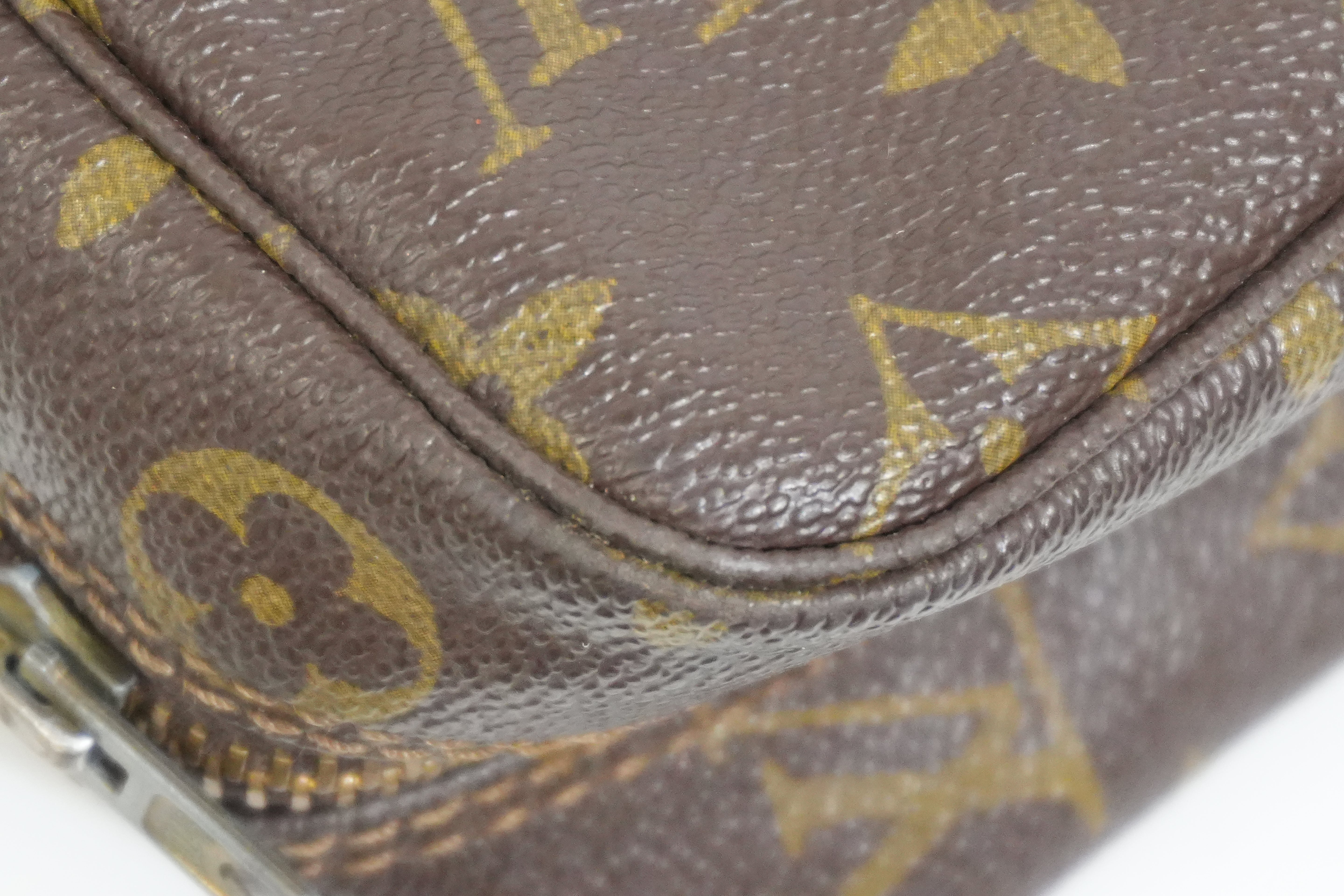 Pre-owned Louis Vuitton Monogram Trousse 28 Pouch