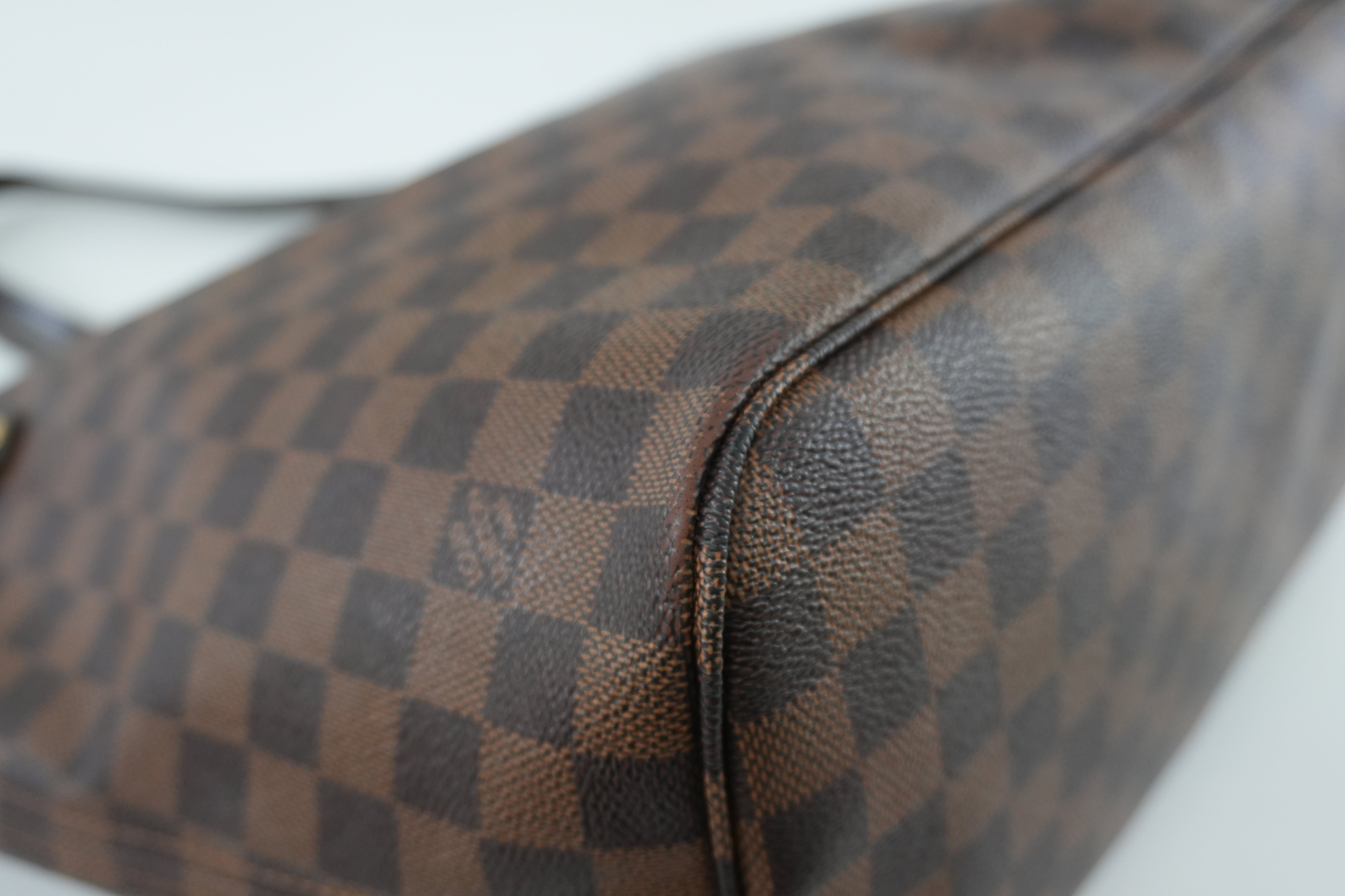 Louis Vuitton Damier Ebene Neverfull MM Shoulder Tote Used