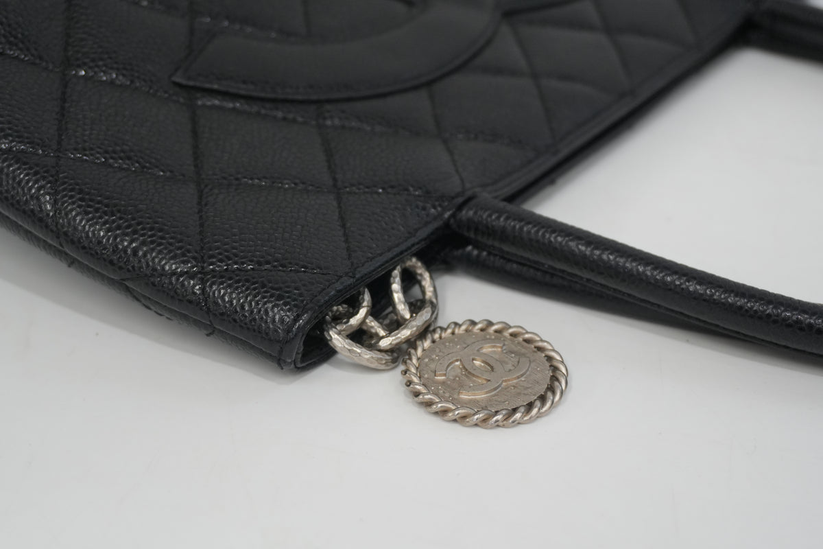 Pre-Owned Chanel Caviar Medallion Silver Hardware Tote Bag