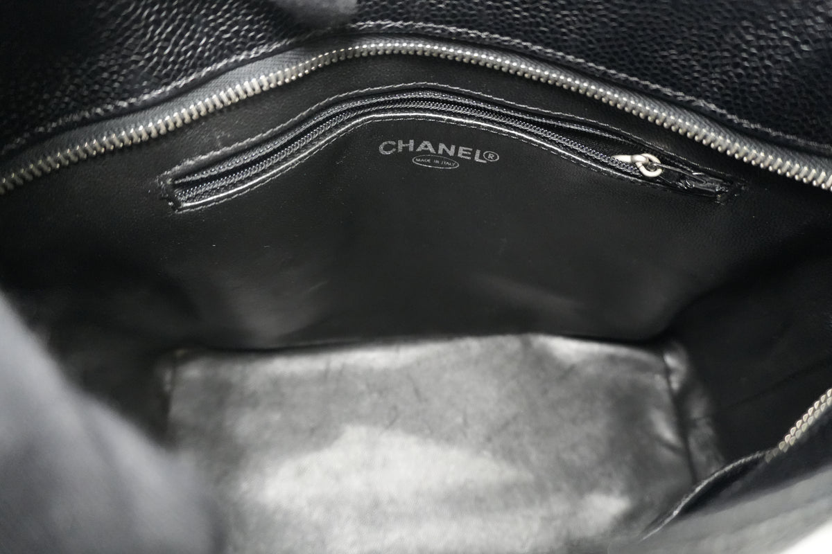 Pre-Owned Chanel Caviar Medallion Silver Hardware Tote Bag