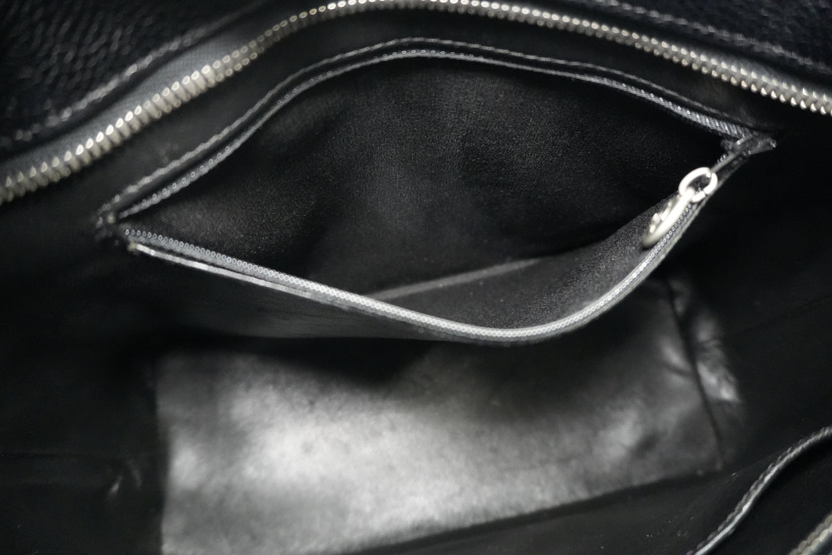 Pre-Owned Chanel Caviar Medallion Silver Hardware Tote Bag