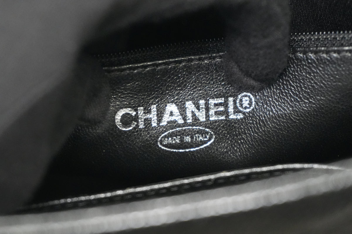 Pre-Owned Chanel Caviar Medallion Silver Hardware Tote Bag
