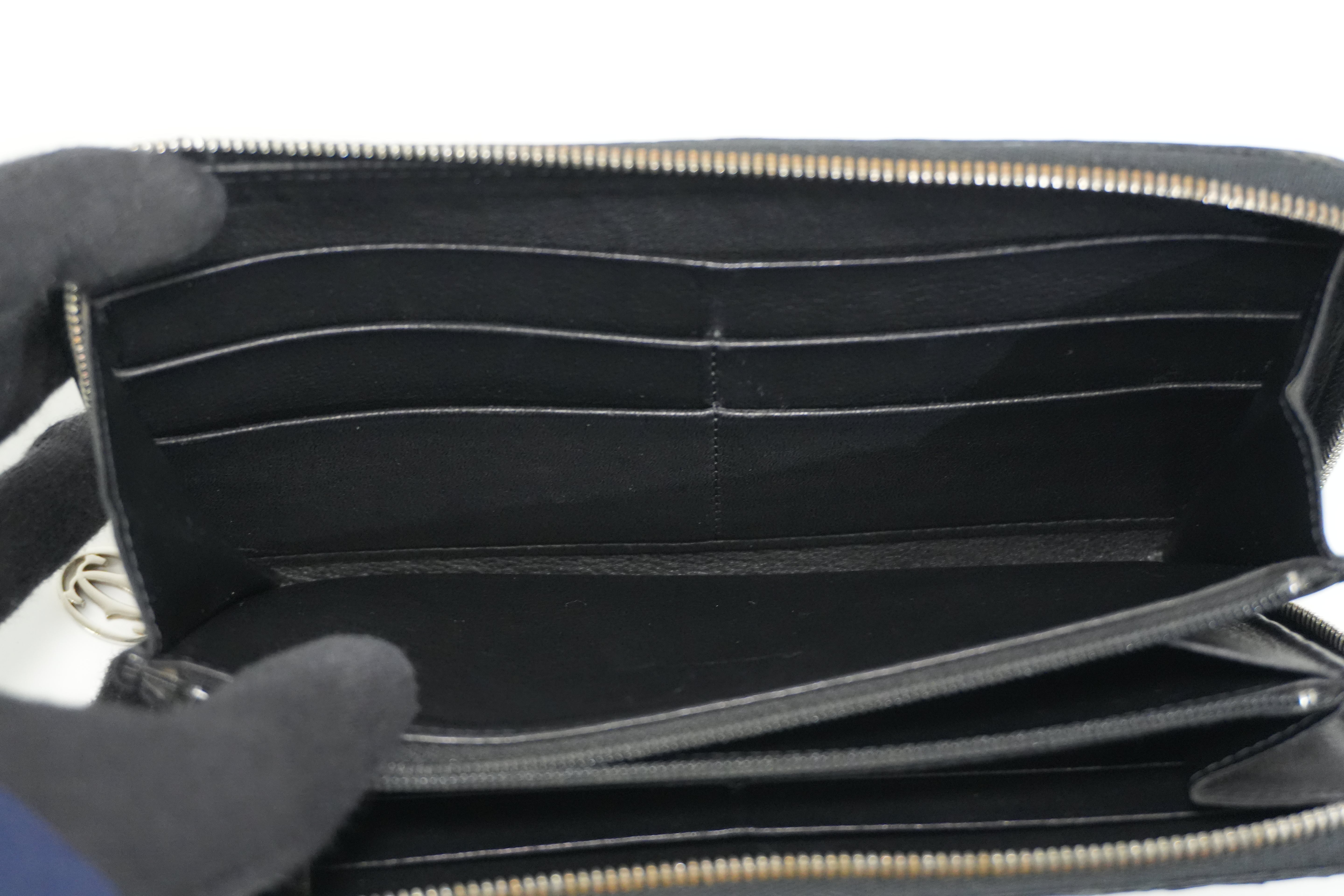 Pre-owned Cartier Zippy Long Wallet Black