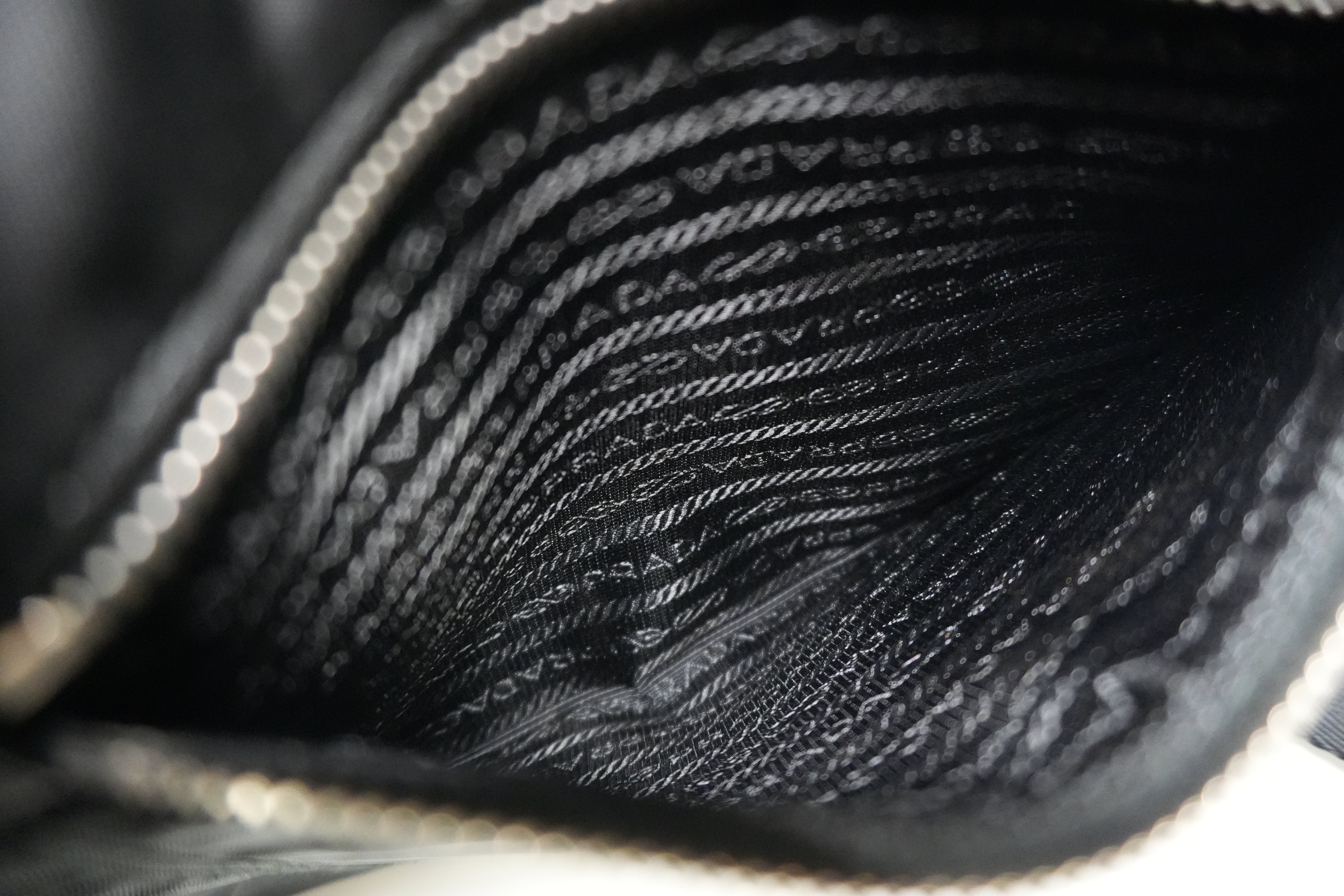 Pre-owned Prada Nylon Crossbody Bag Black