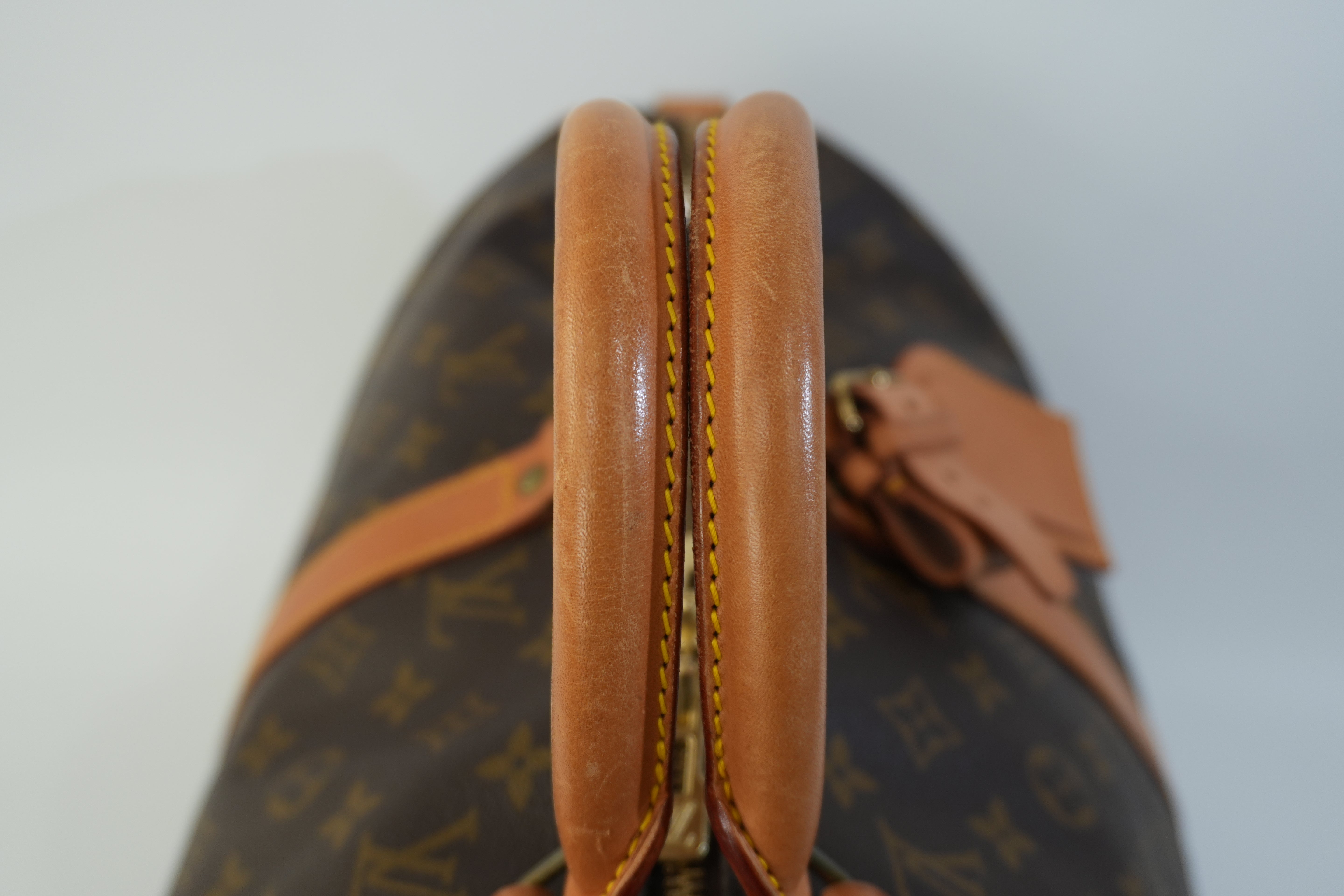 Pre-owned Louis Vuitton Monogram Keepall 50 Bandouliere Travel Bag
