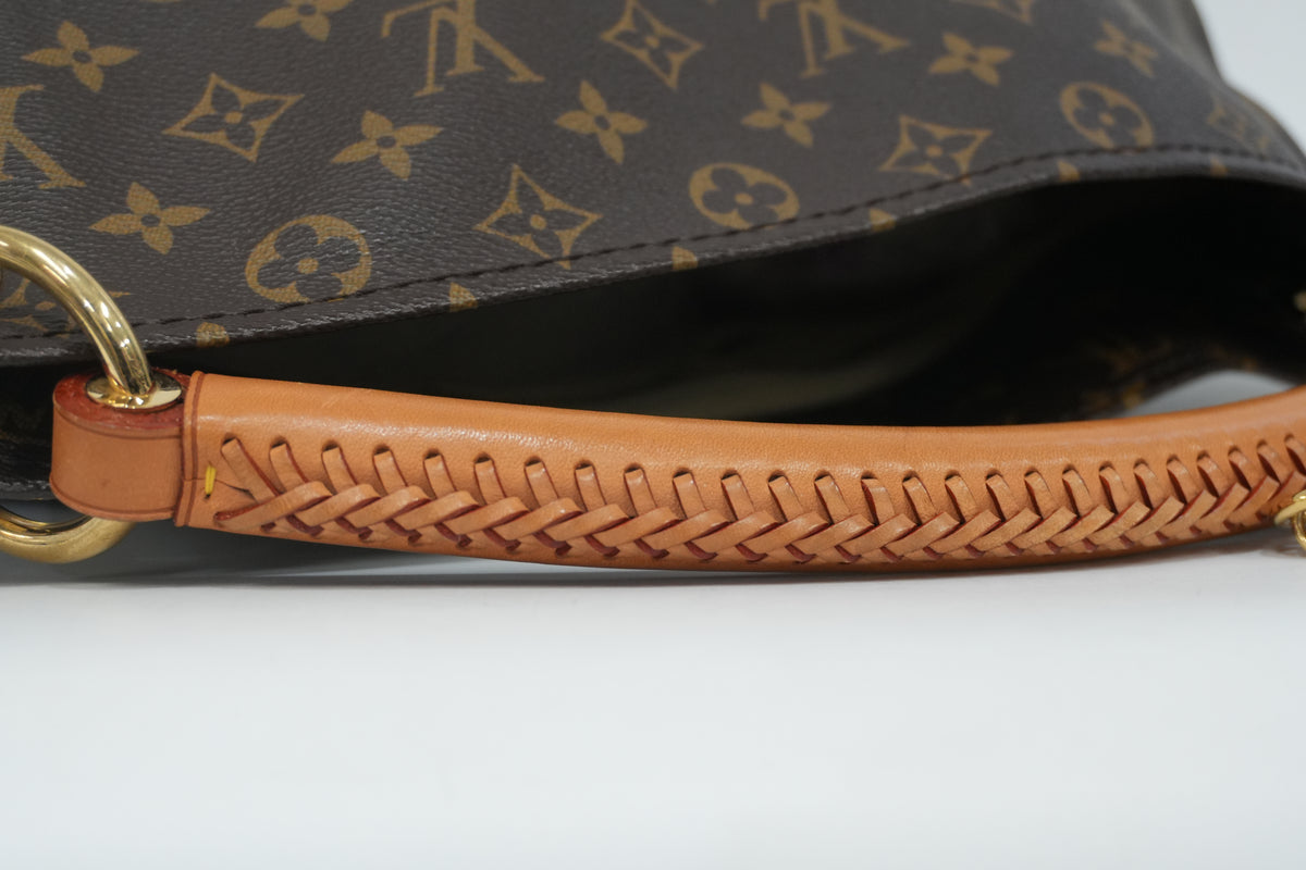 Pre-Owned Louis Vuitton Artsy MM Hobo Shoulder Bag