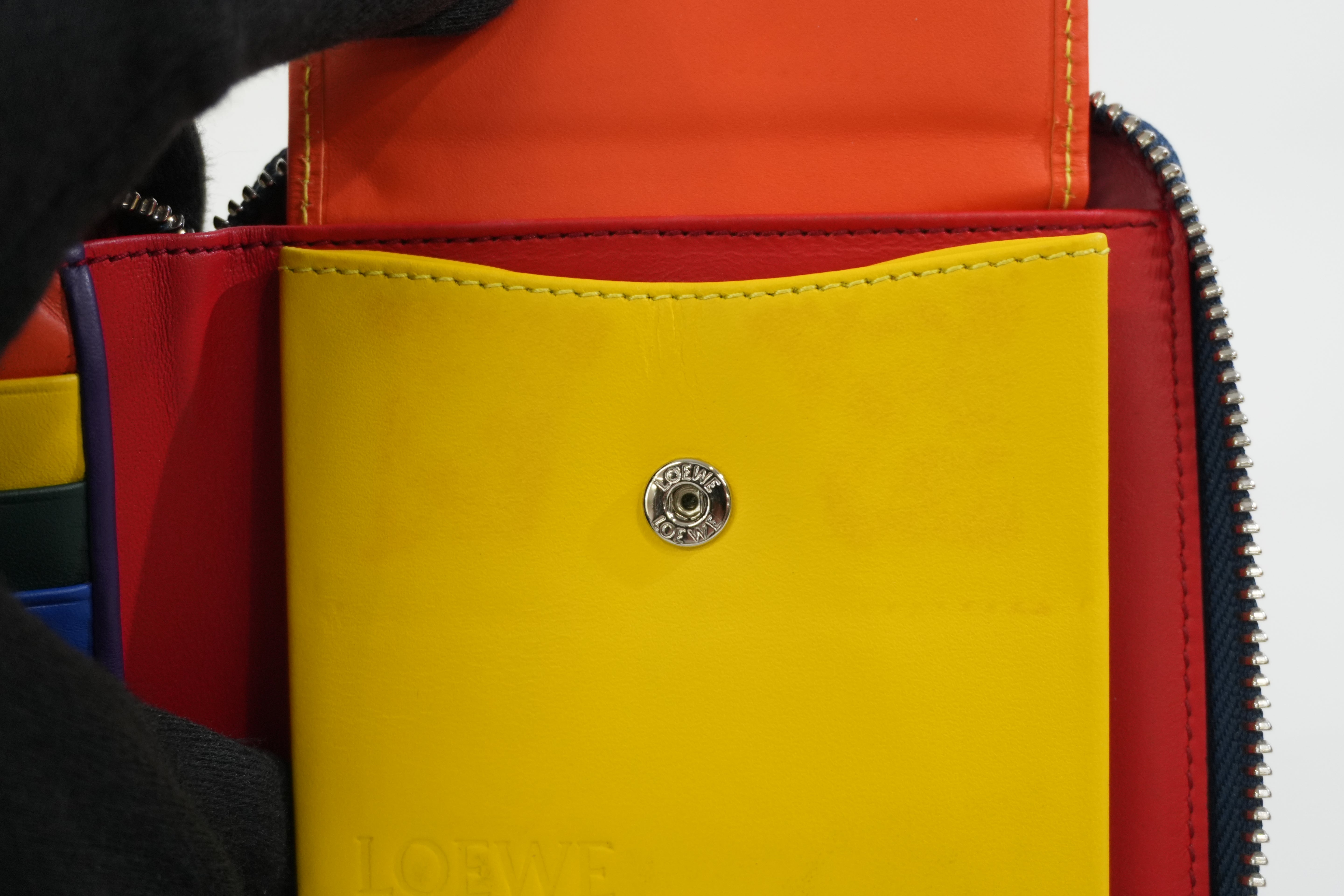 Pre-owned Loewe Leather Compact Wallet Blue