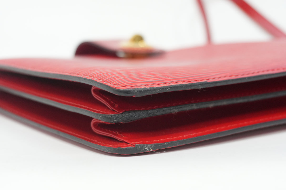 Louis Vuitton Epi Capuchin Shoulder Bag Red